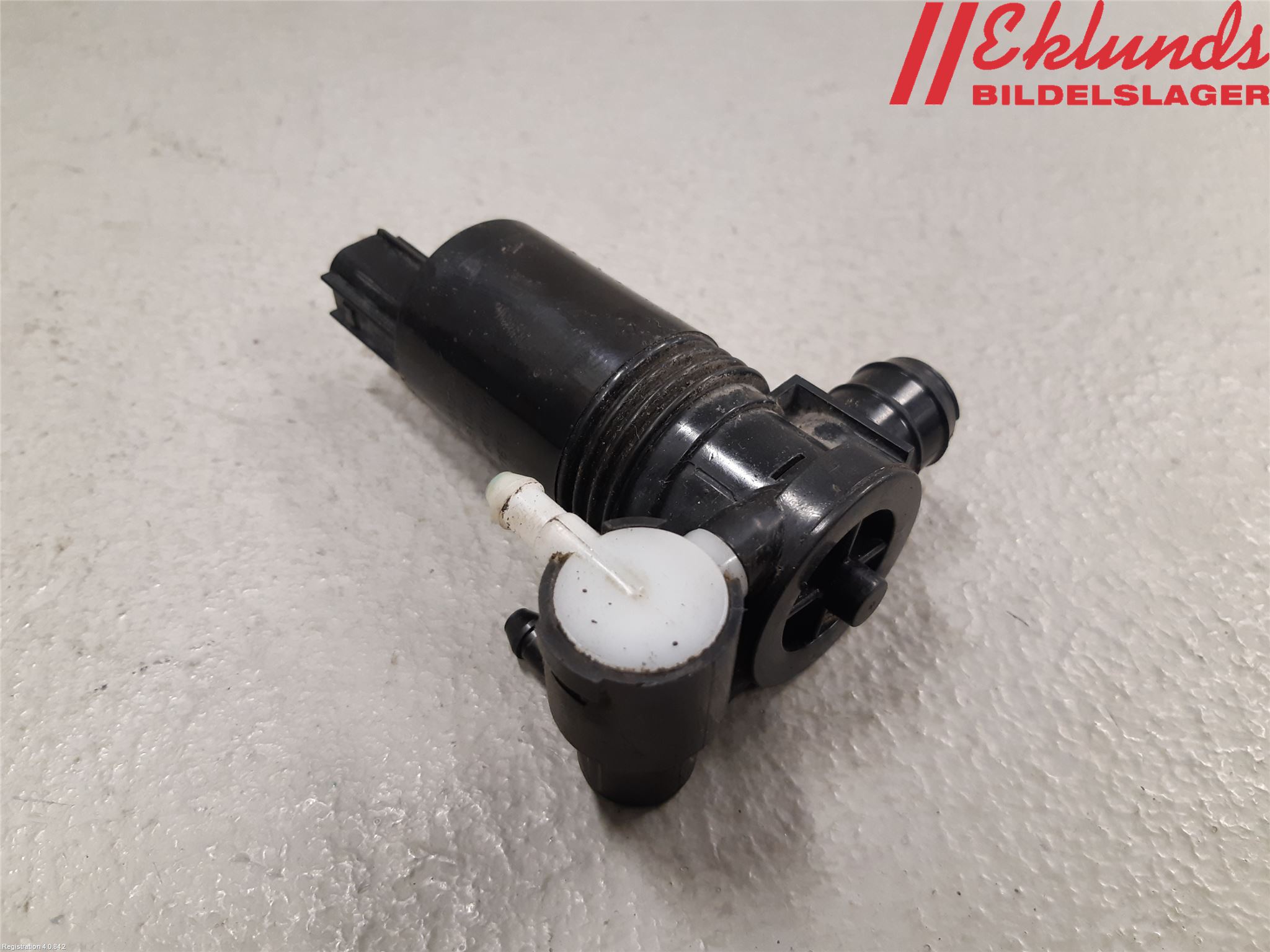 Volvo V40 CROSS COUNTRY 13-19 Spolarpump Vindruta