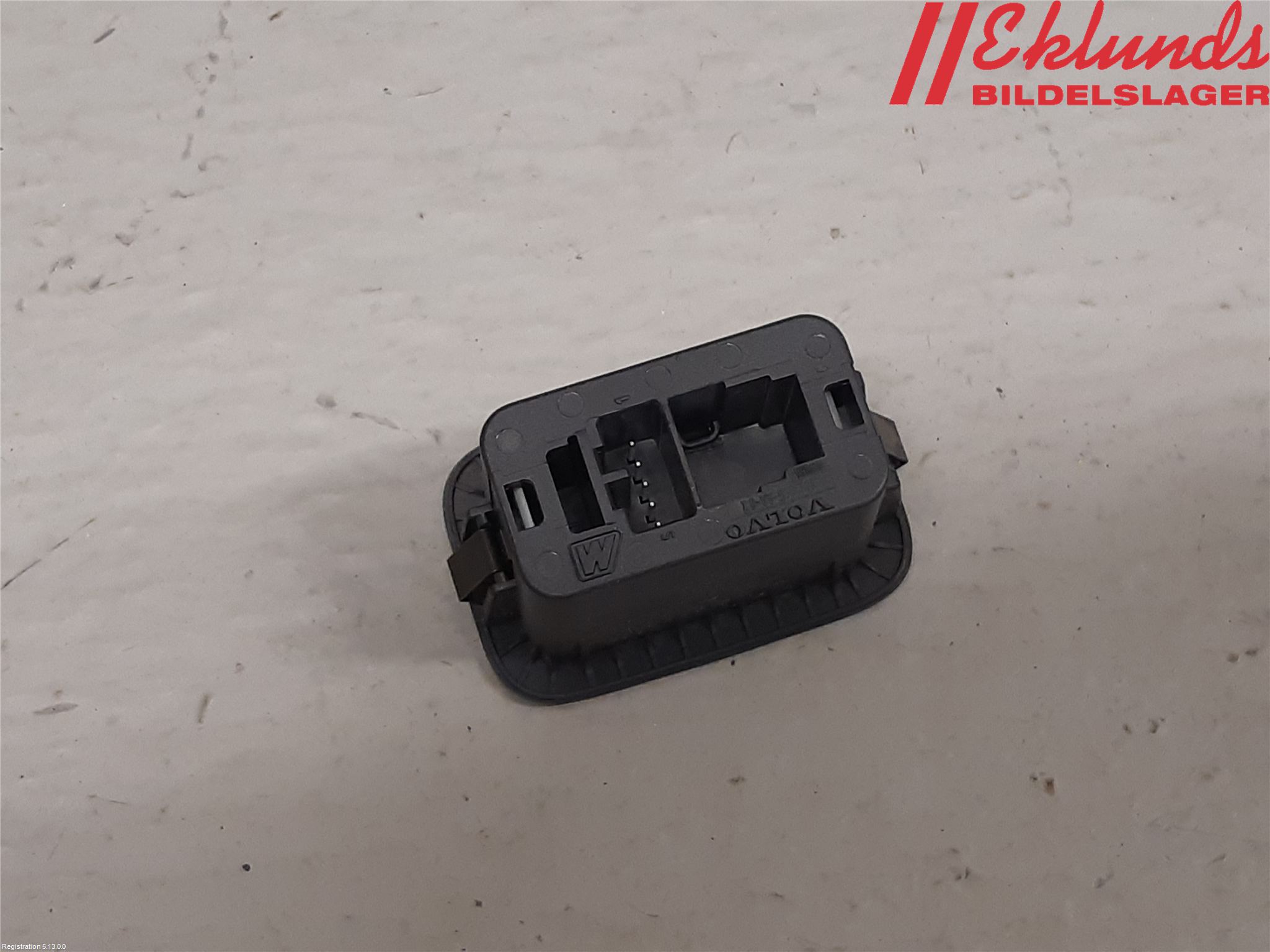 Volvo V70 14-16 Strömställare Baklucka