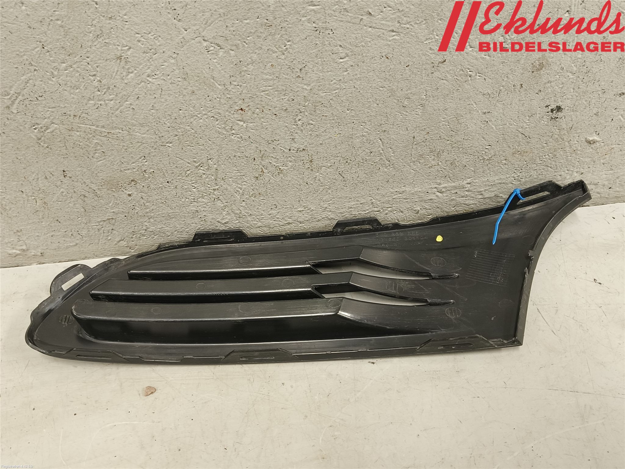 Volkswagen VW GOLF PLUS/CROSS GOLF 04-14 Grilldel Höger