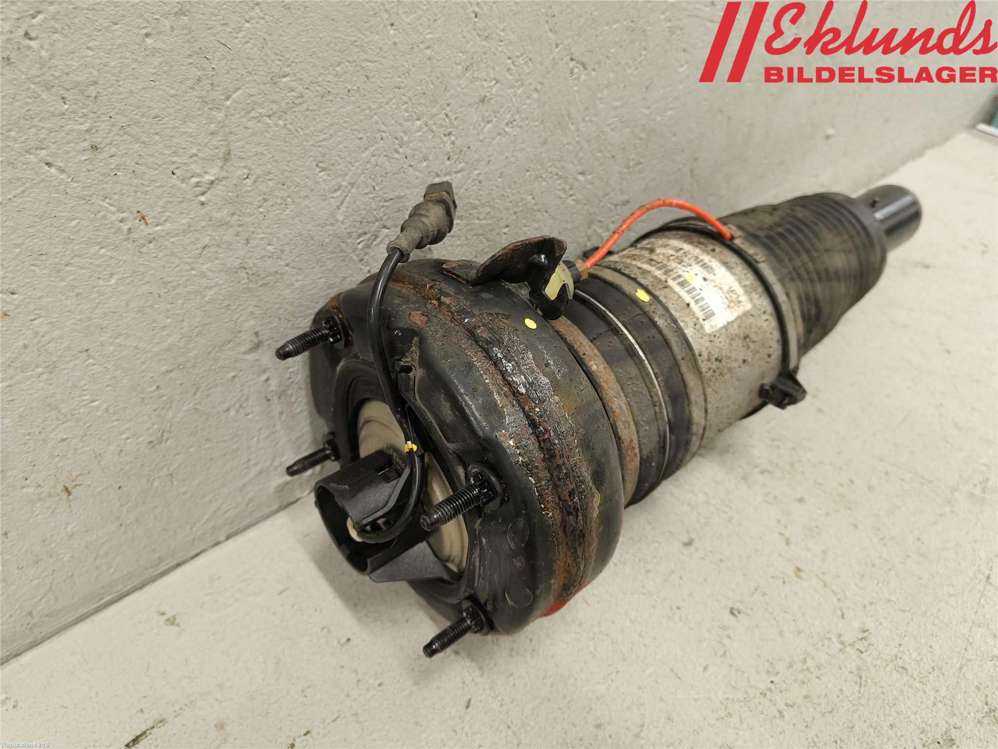 Audi A6 ALLROAD 12-18 Fjäderben Fram Vänster