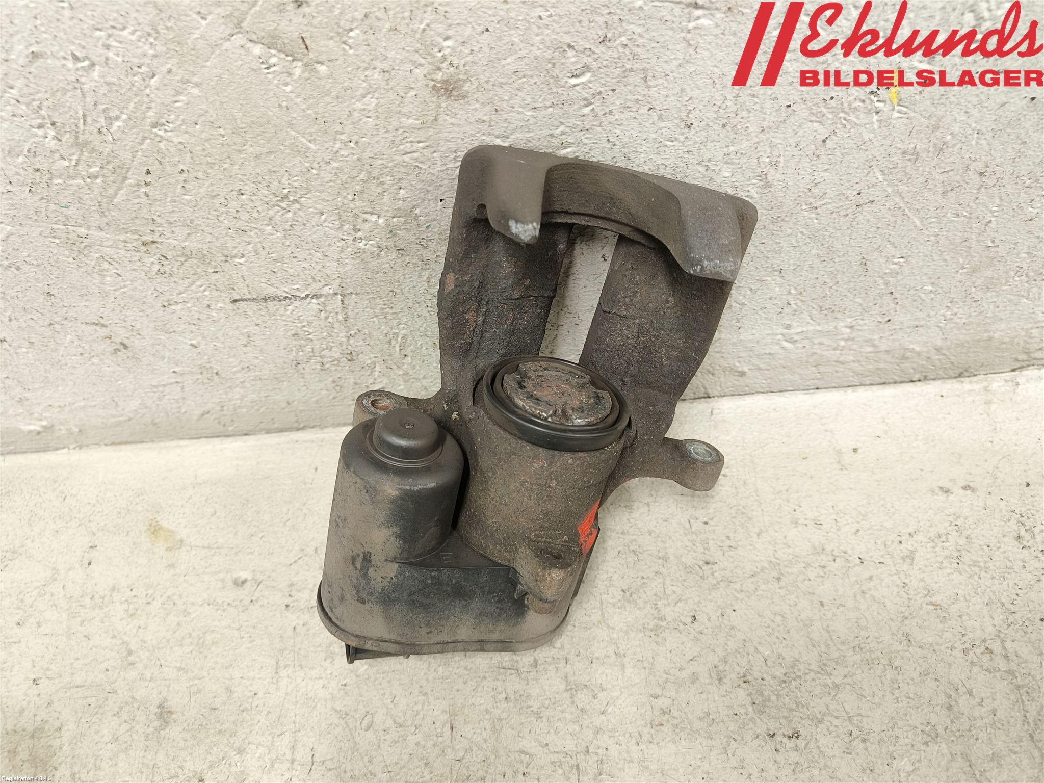 Volvo V70 14-16 Bromsok Bak Vänster