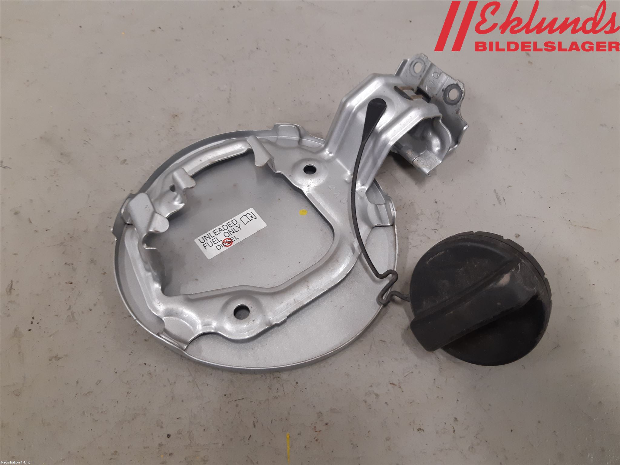 Toyota RAV4 13-18 Tanklucka