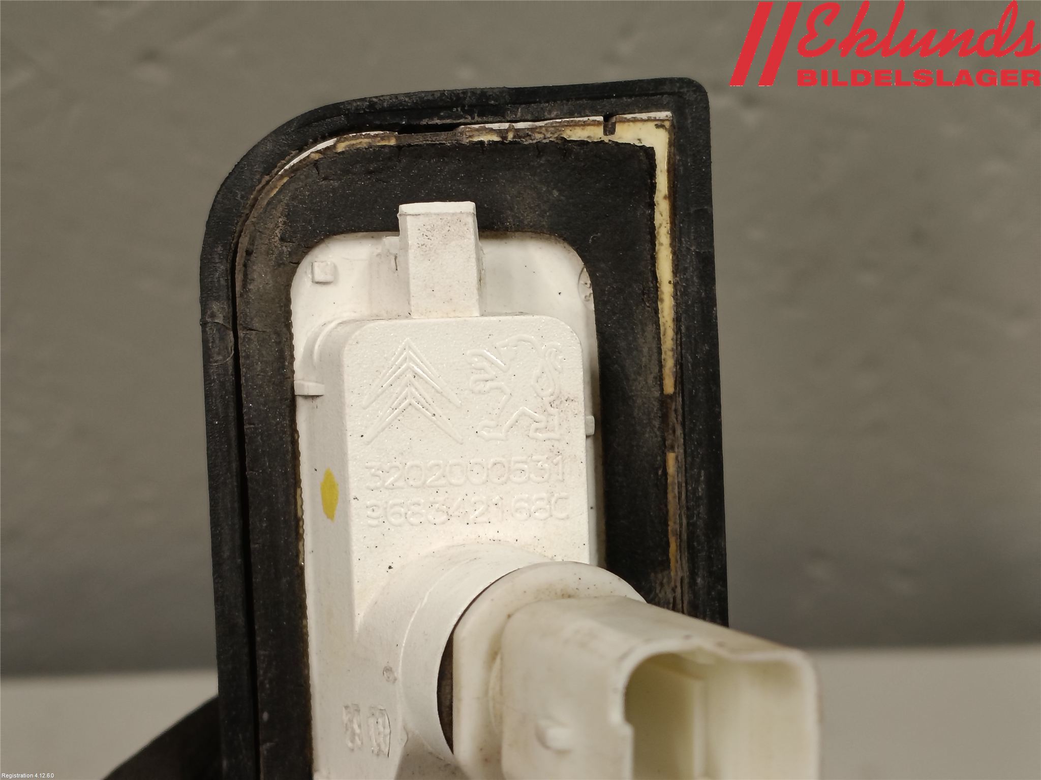 Citroen BERLINGO 08-18 Skylt Belysning