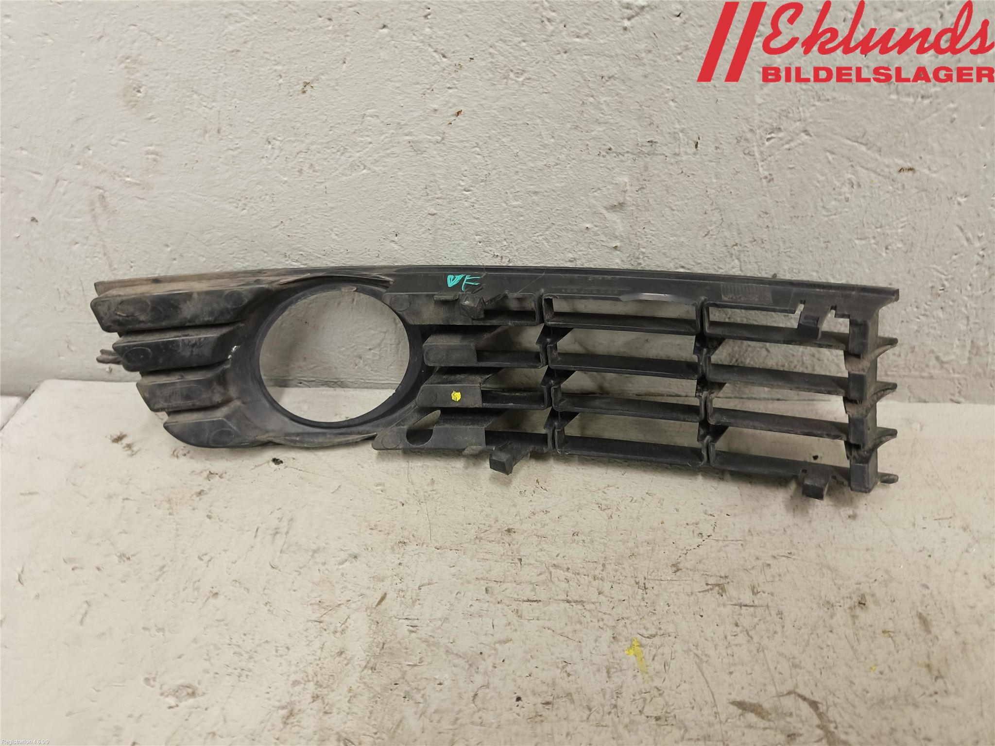 Audi A4/S4 01-05 Grilldel Vänster