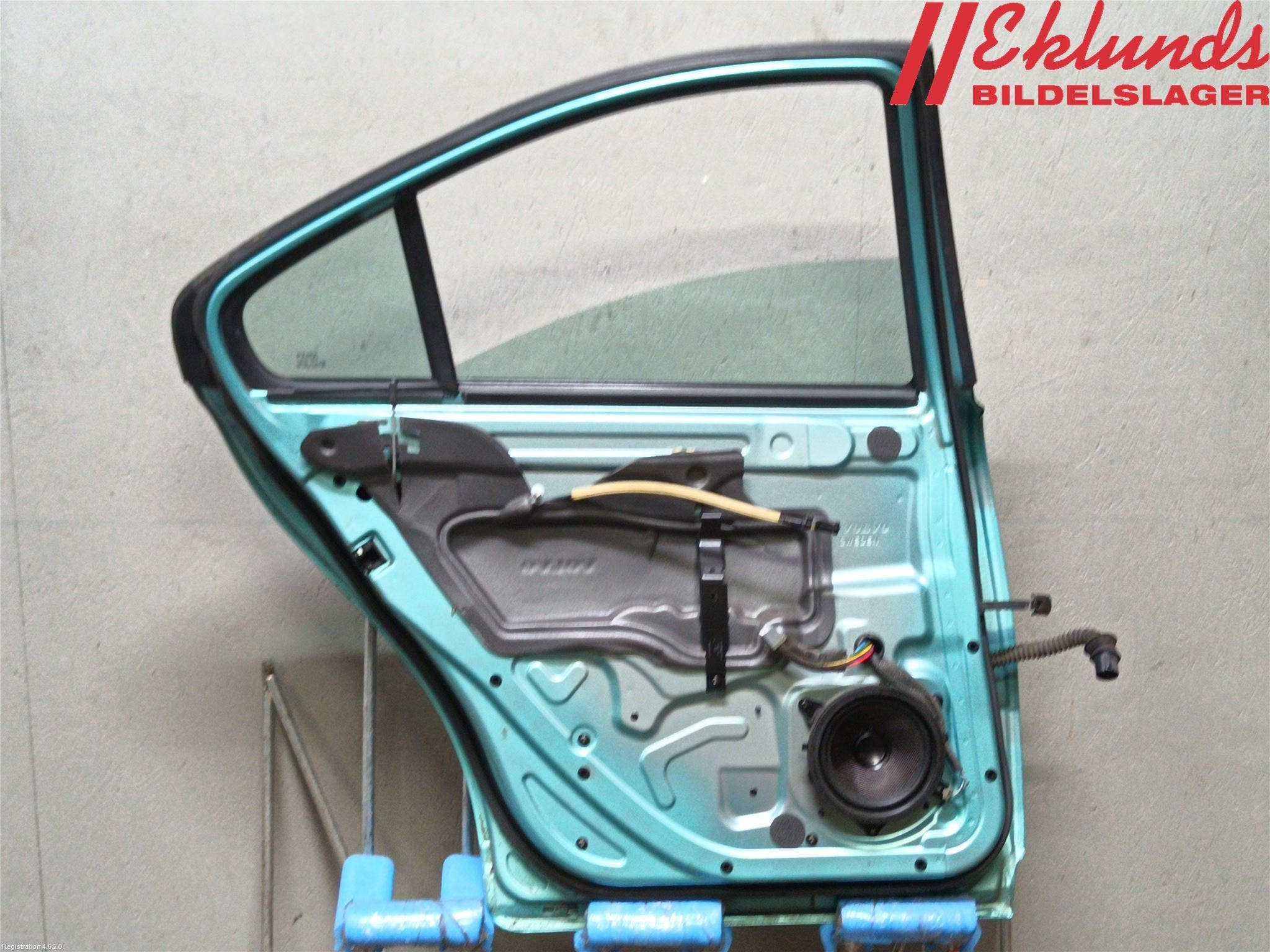 Volvo S60 01-04 Dörr Bak Vänster