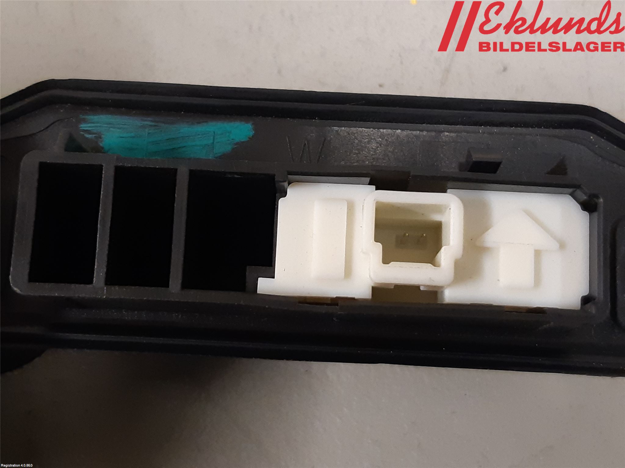 Toyota YARIS XP130 15-20 Bakluckehandtag