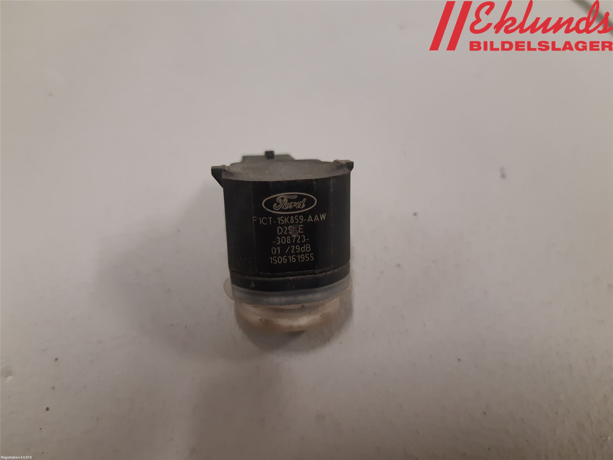 Ford FOCUS 15-18 Parkeringshjälp Backsensor