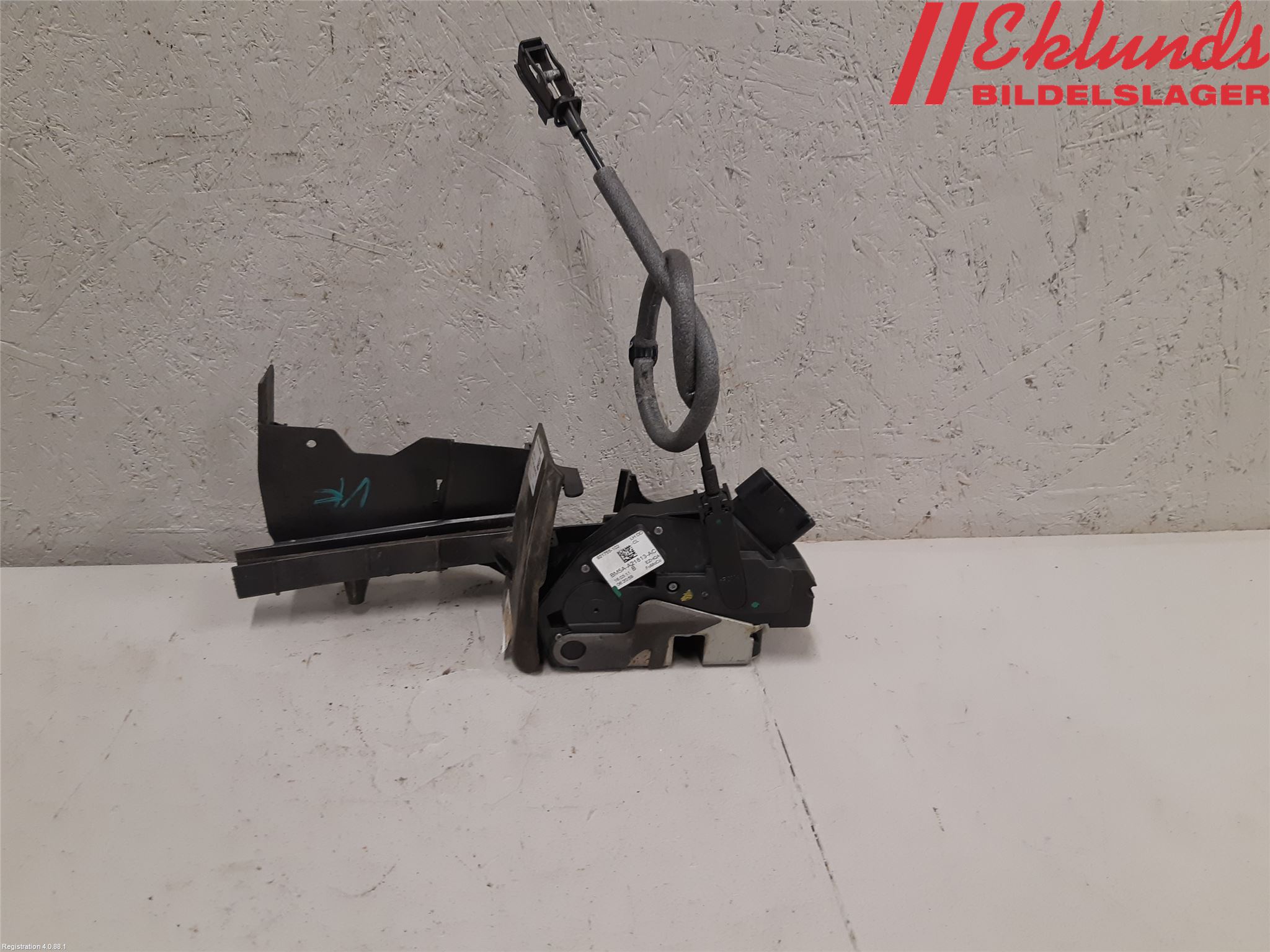 Ford FOCUS 11-14 Låskista-Dörrlås