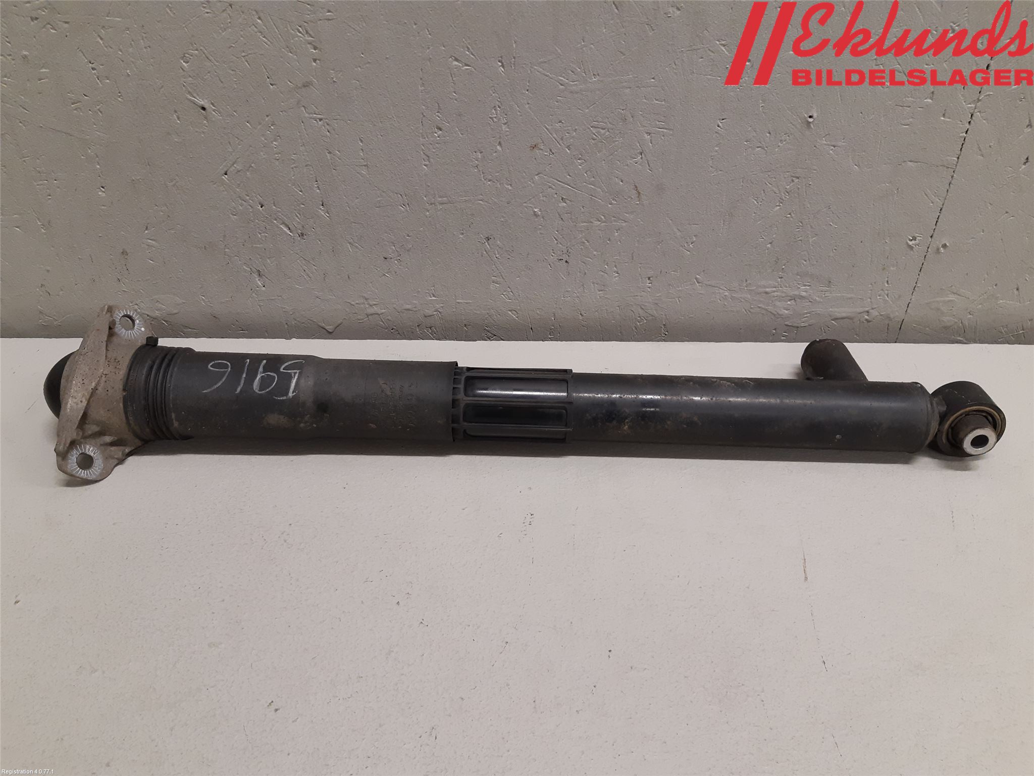 Volkswagen VW TIGUAN 16-24 Stötdämpare Bak