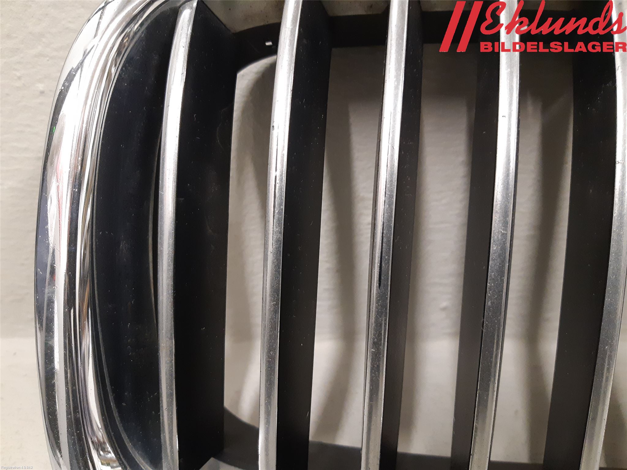 BMW 5 F10/F11/F18 09-17 Grilldel Vänster