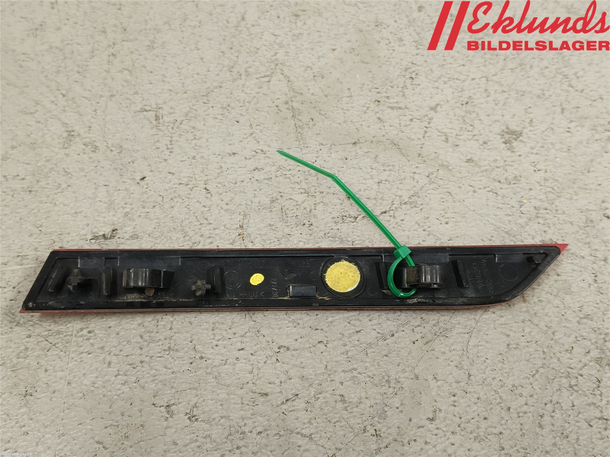 Volkswagen VW PASSAT 15-19 Dimljus/Reflex Bak