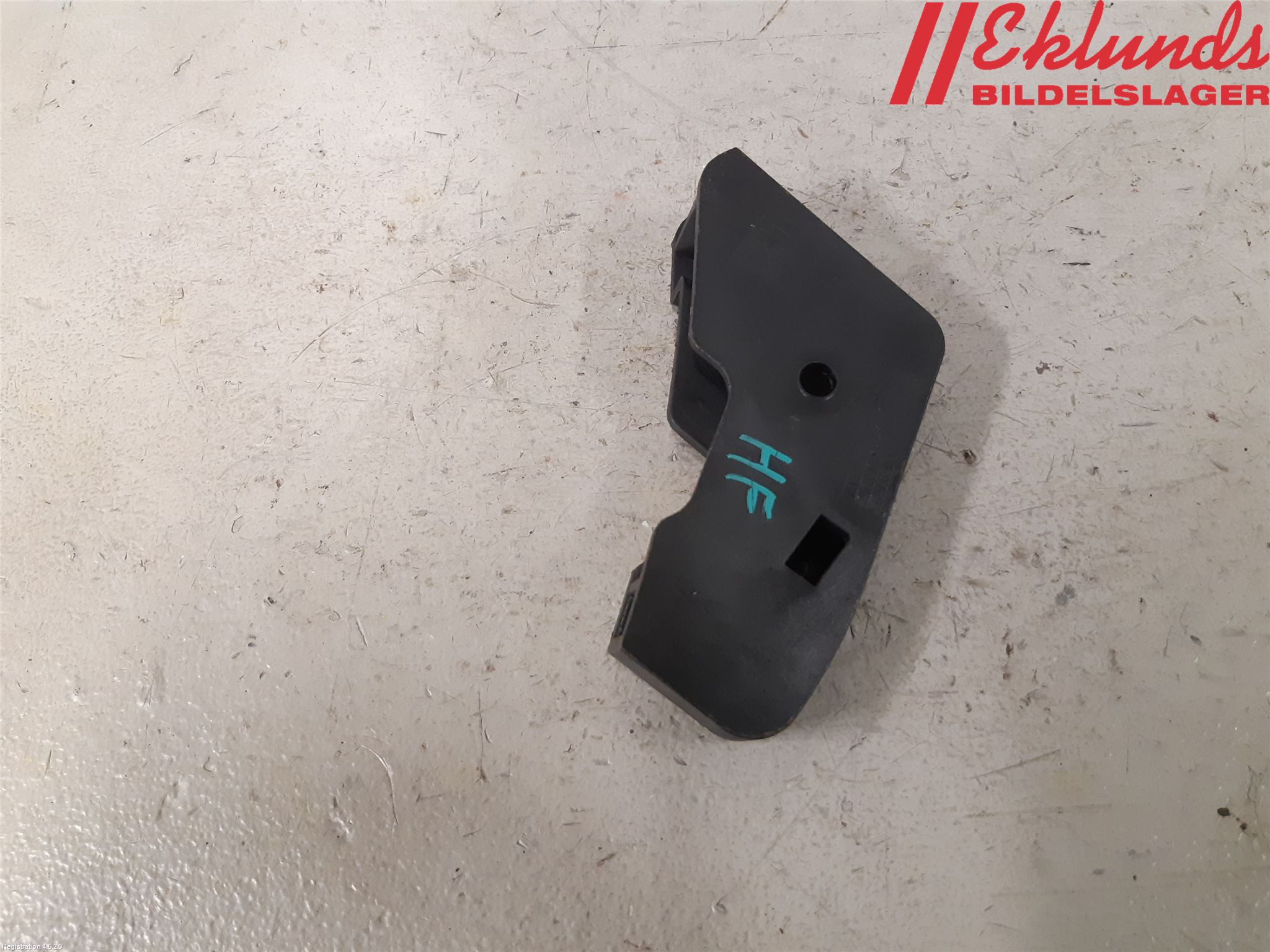 Kia CEED 06-12 Stötfångarfäste Fram Hö