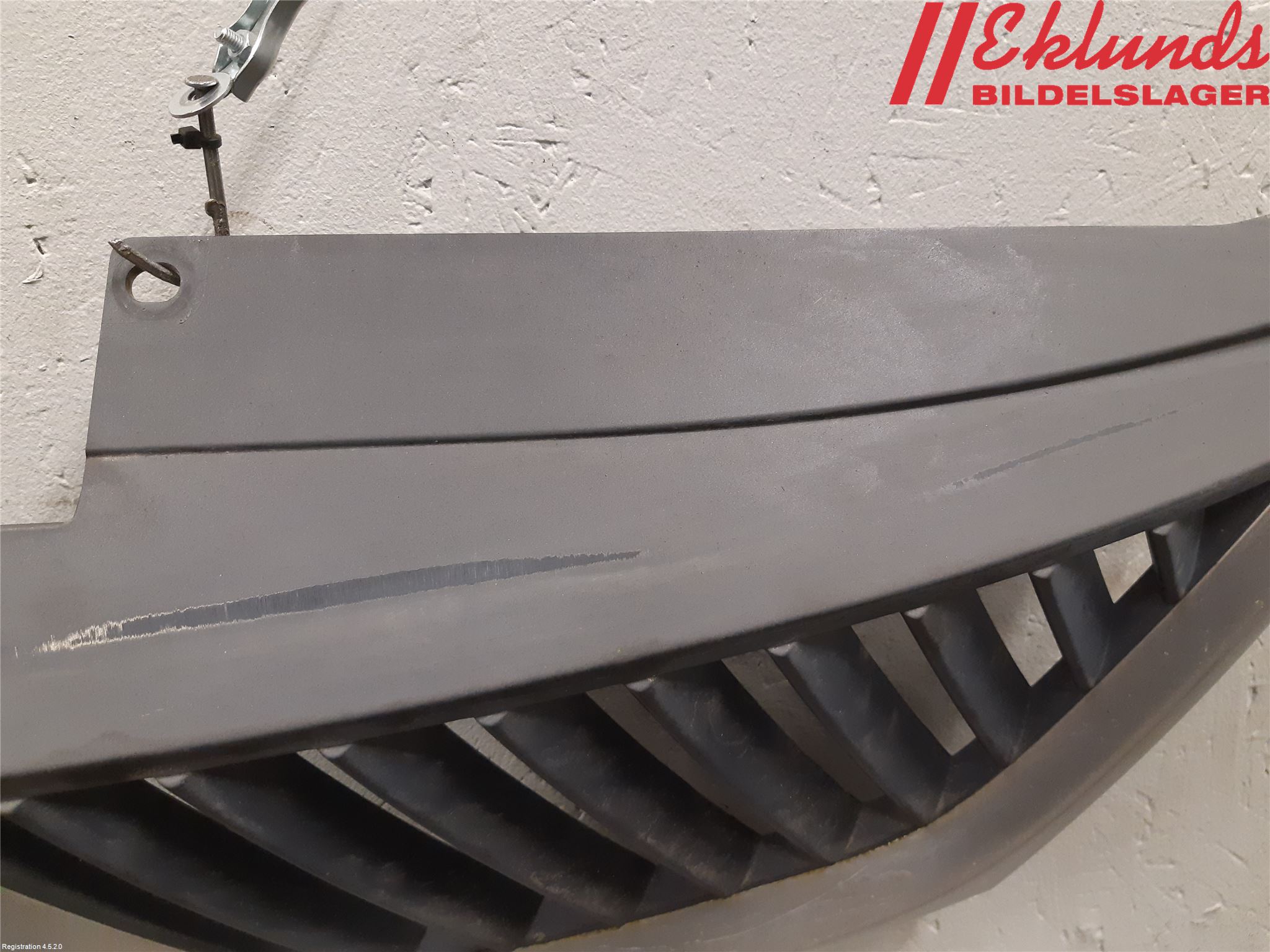 Mitsubishi OUTLANDER 07-12 Grill Komp