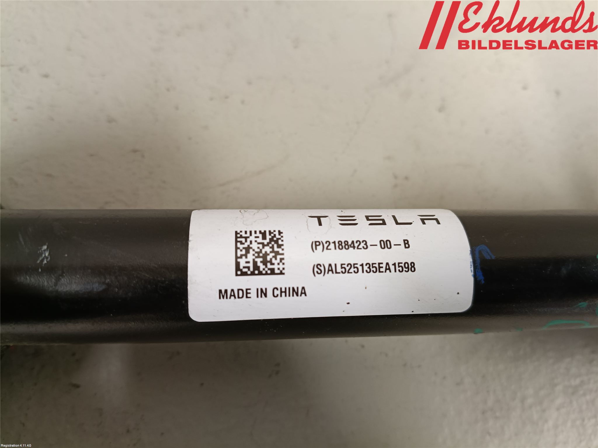 Tesla MODEL Y 21- Bärarm Bak Övre Höger