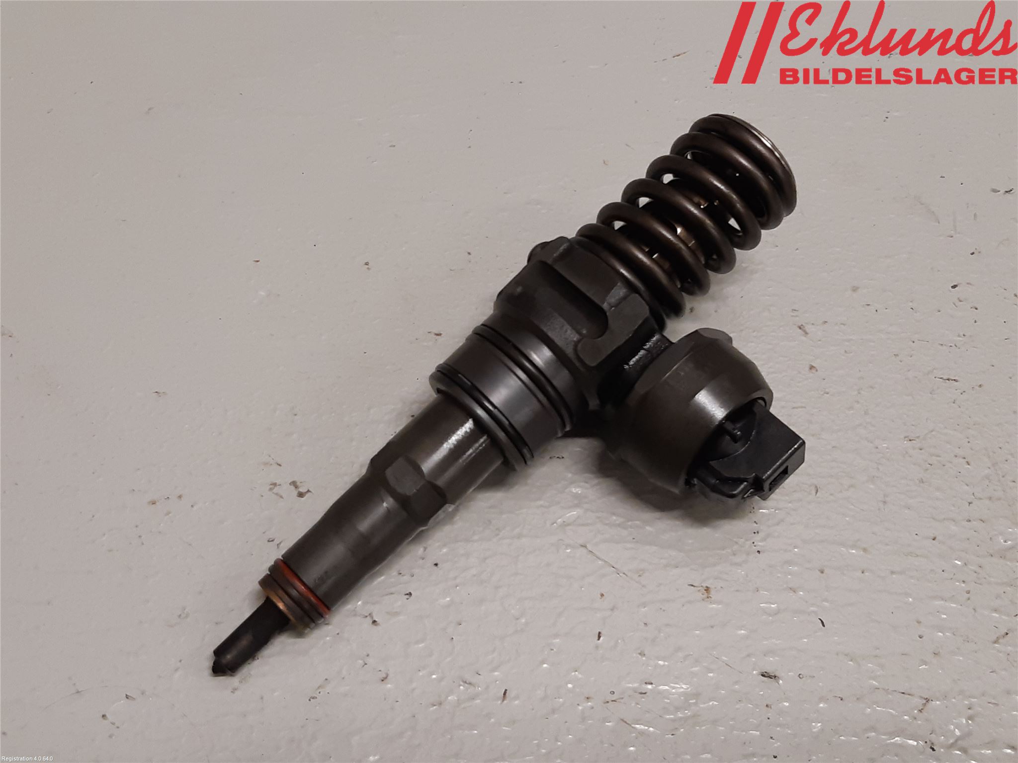 Volkswagen VW CADDY      04-10 Injspridare