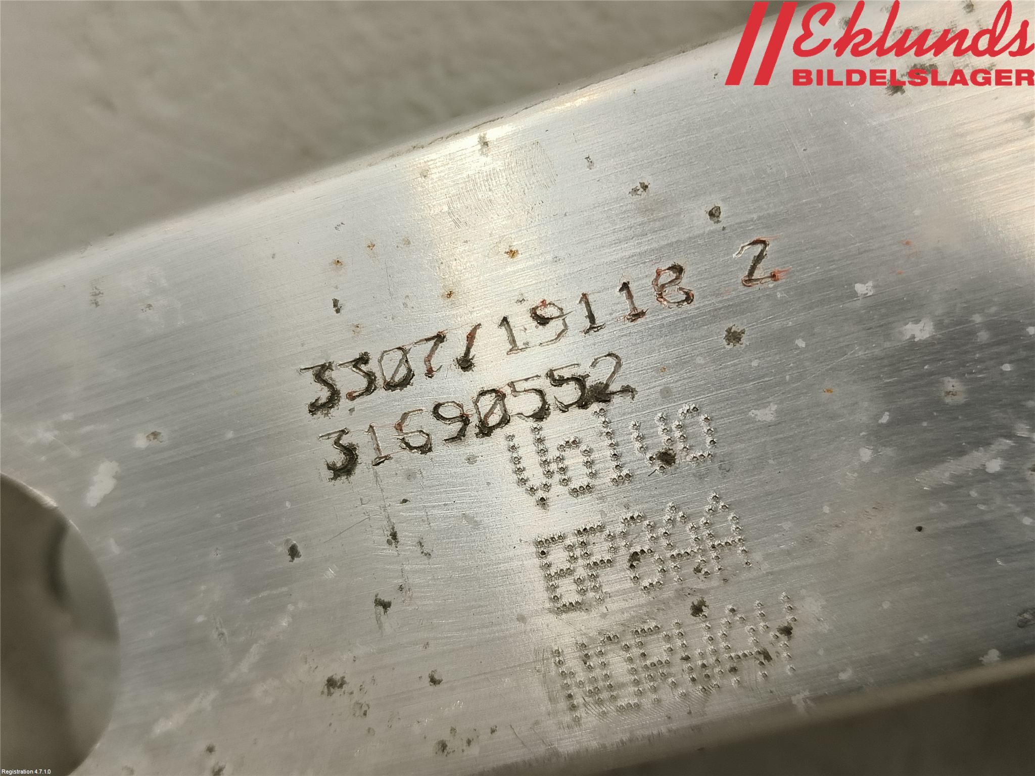 Volvo V90 CROSS COUNTRY 17->> Frontplåt