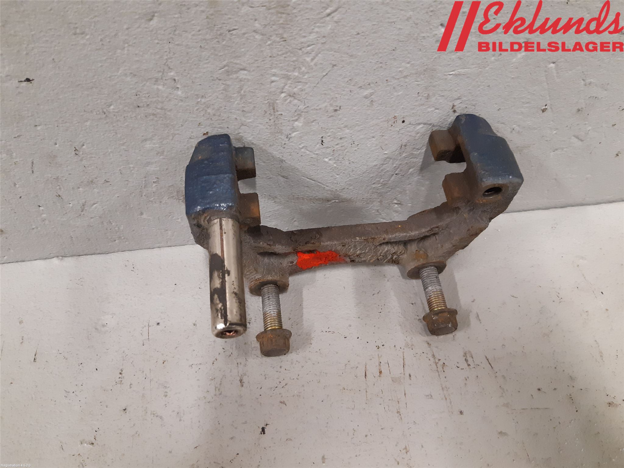 Mazda MX-5 II MIATA  98-05 Bromsokshållare