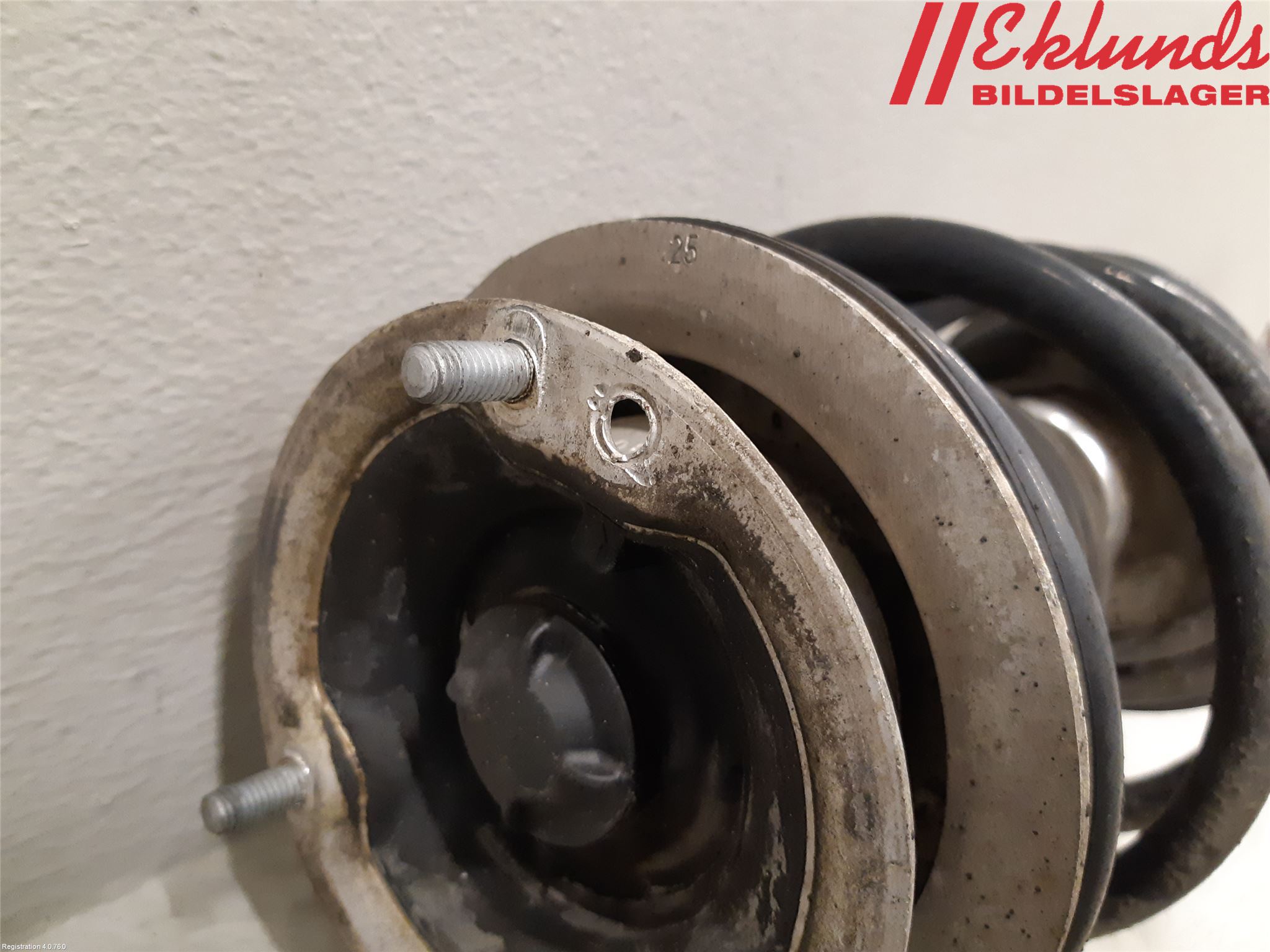 BMW 6 E63/64    02-10 Fjäderben Fram Vänster