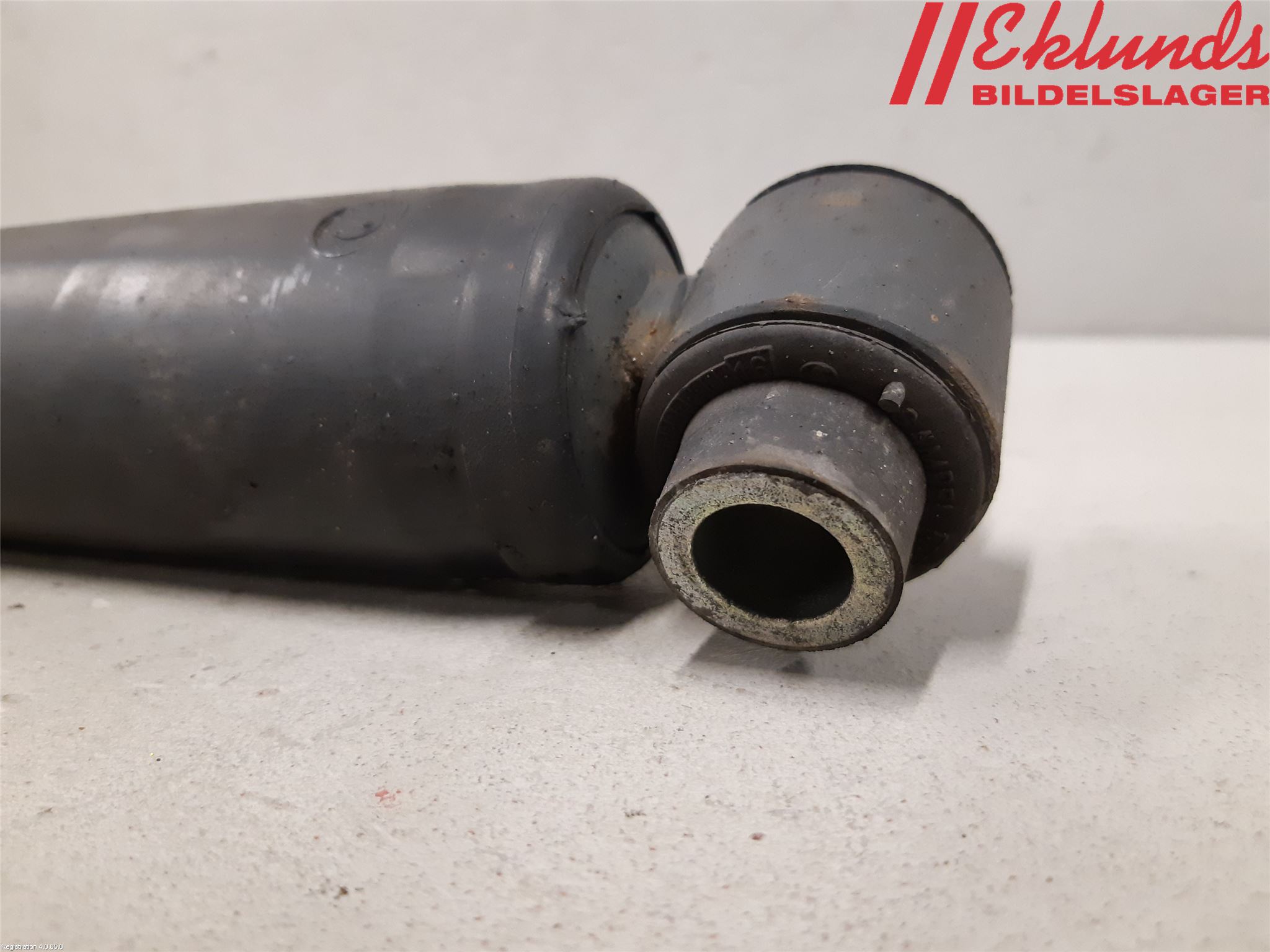 Iveco DAILY 14->> Stötdämpare Bak