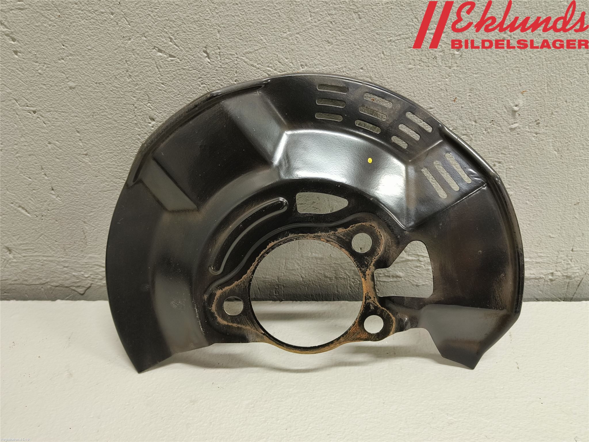 Toyota COROLLA 19- Bromssköld Fram