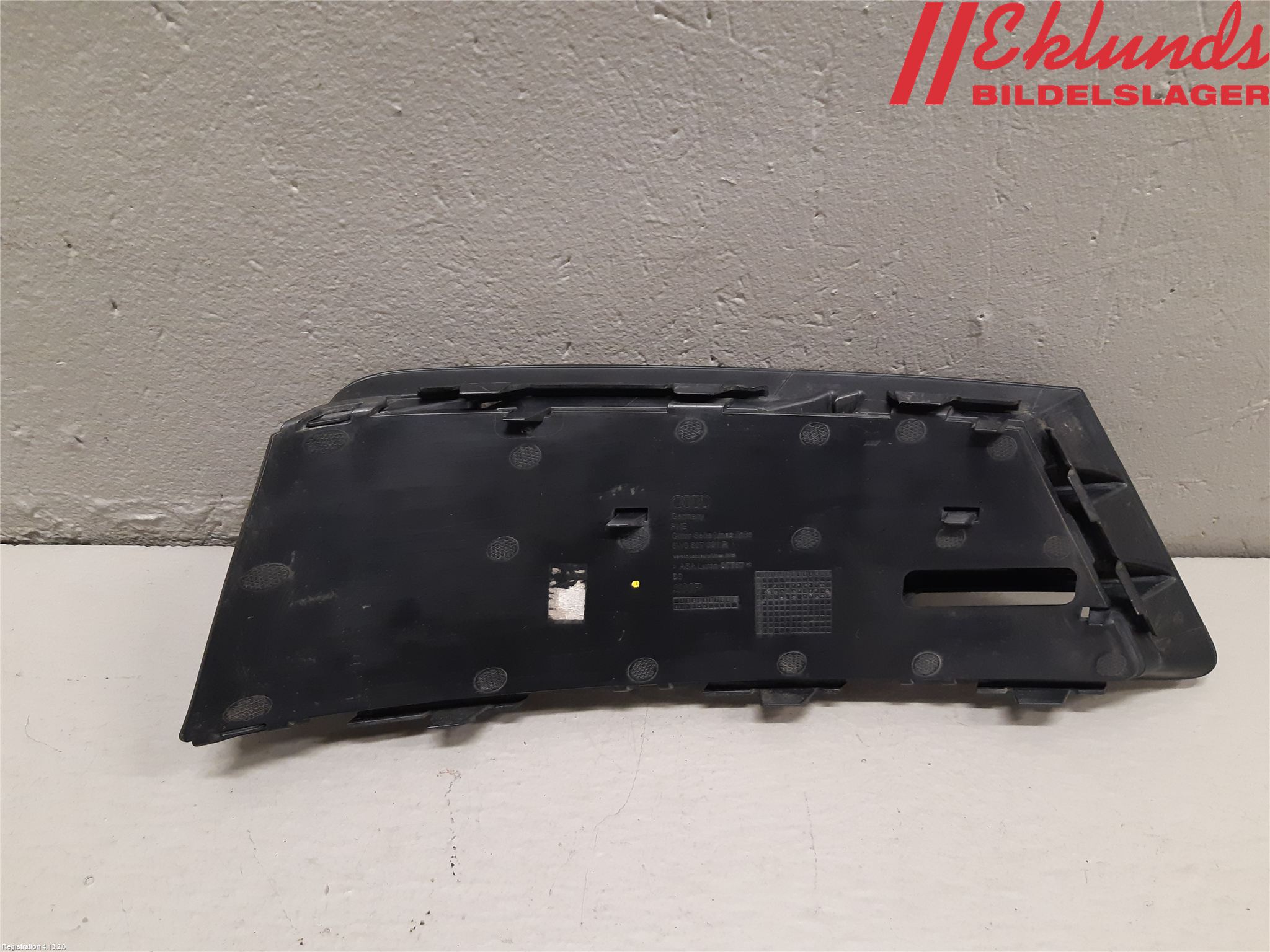 Audi A4/S4 B9 16-19 Stöt Utfyllnad-List-Grill