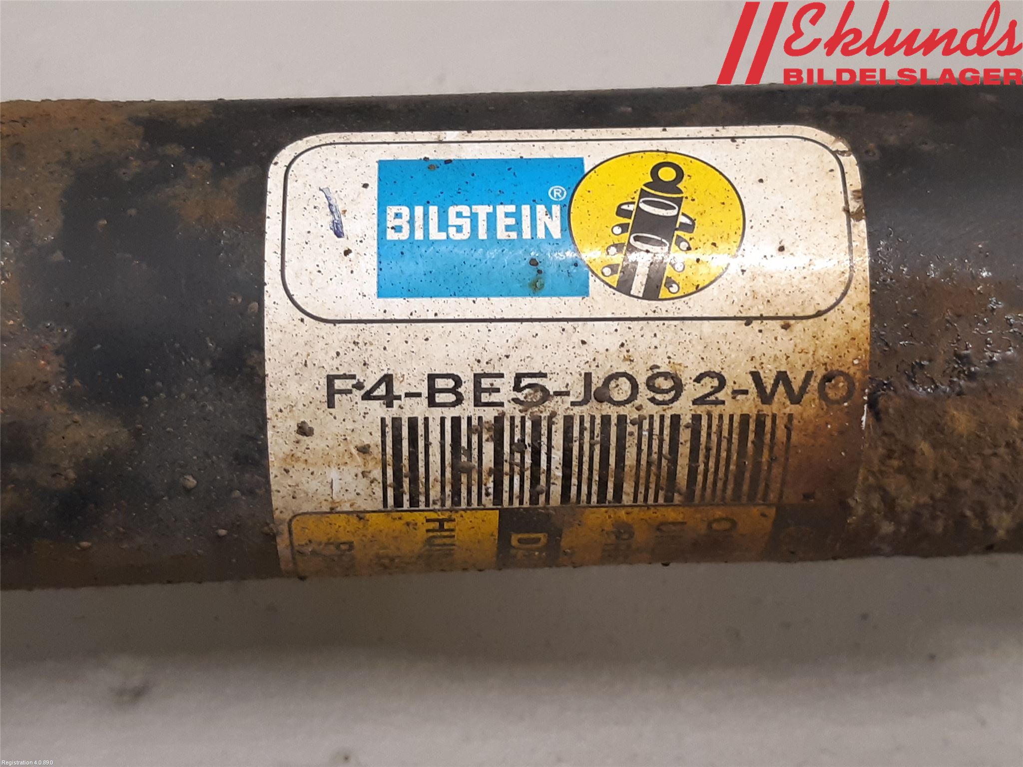 Tesla MODEL S 13- Fjäderben Bak Höger