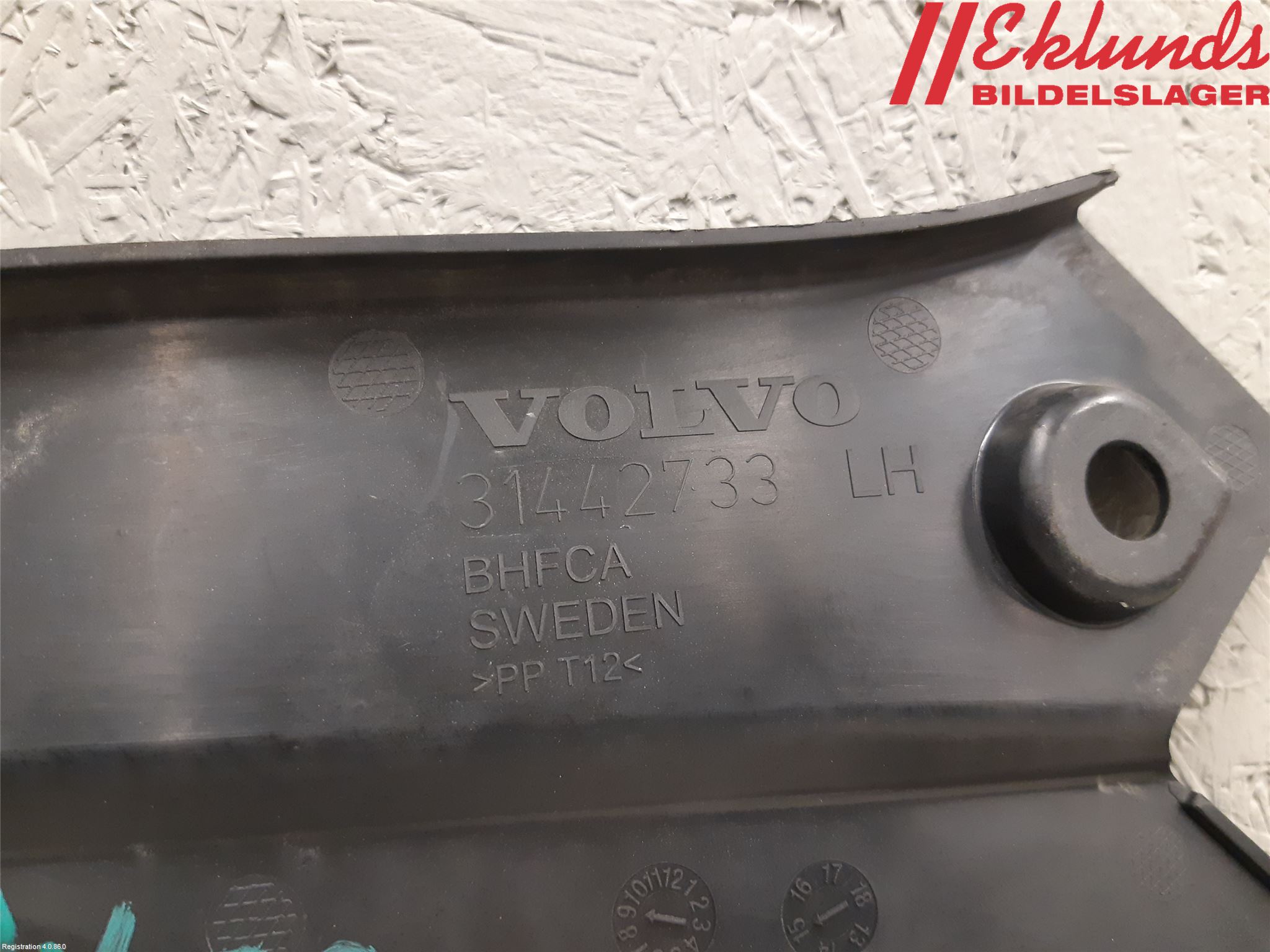 Volvo XC90/RECHARGE 16- Täckplast Front