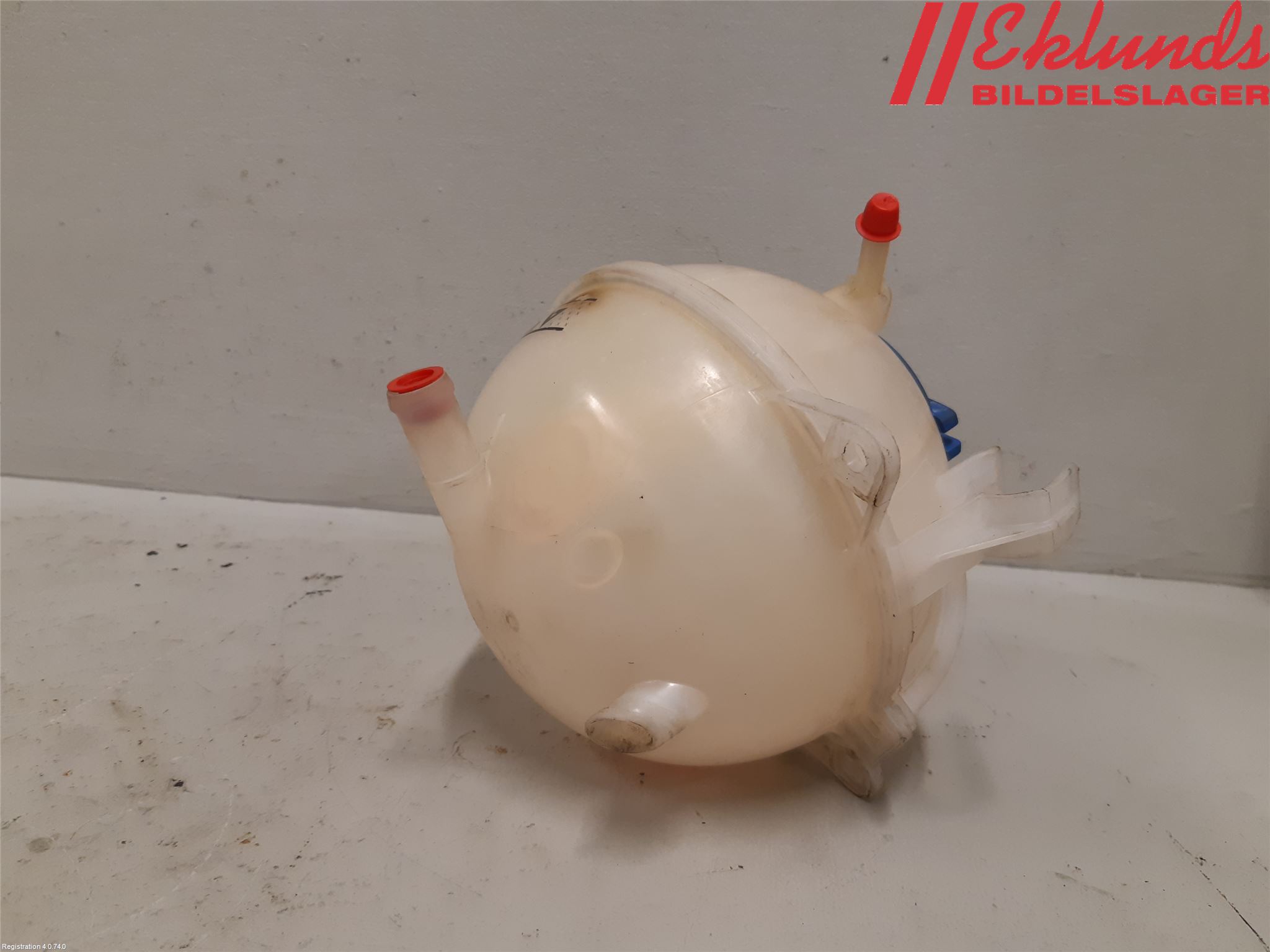 Volkswagen VW GOLF VI 09-13 Expansionstank