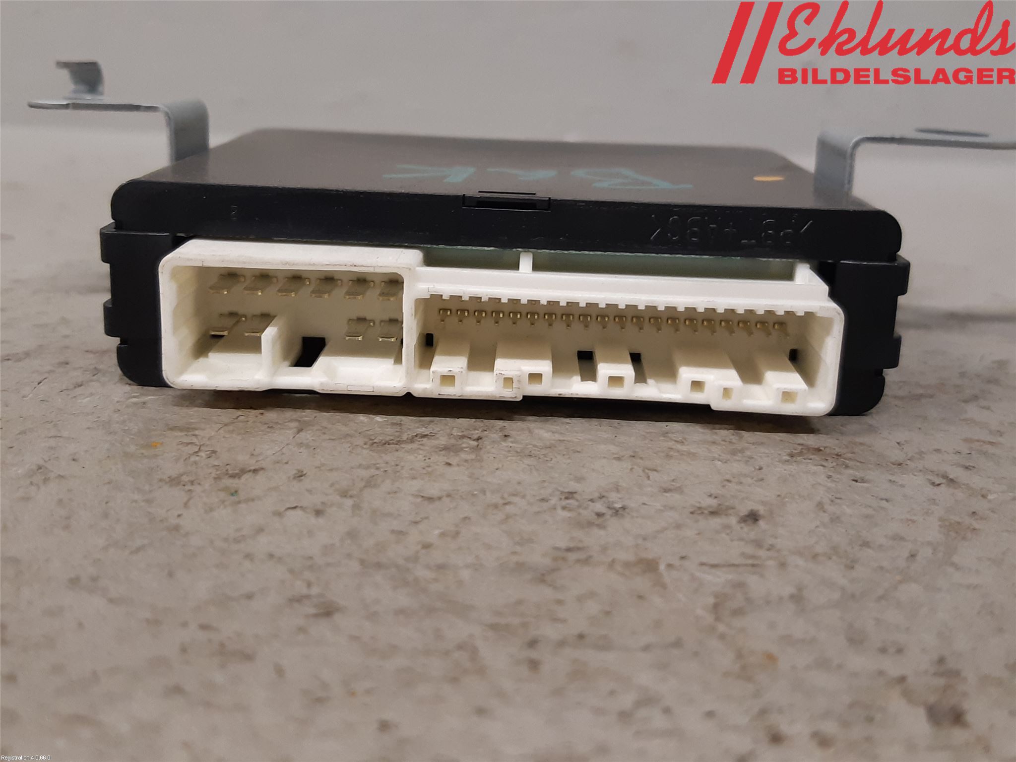 Toyota RAV4 19- Styrenhet Baklucka