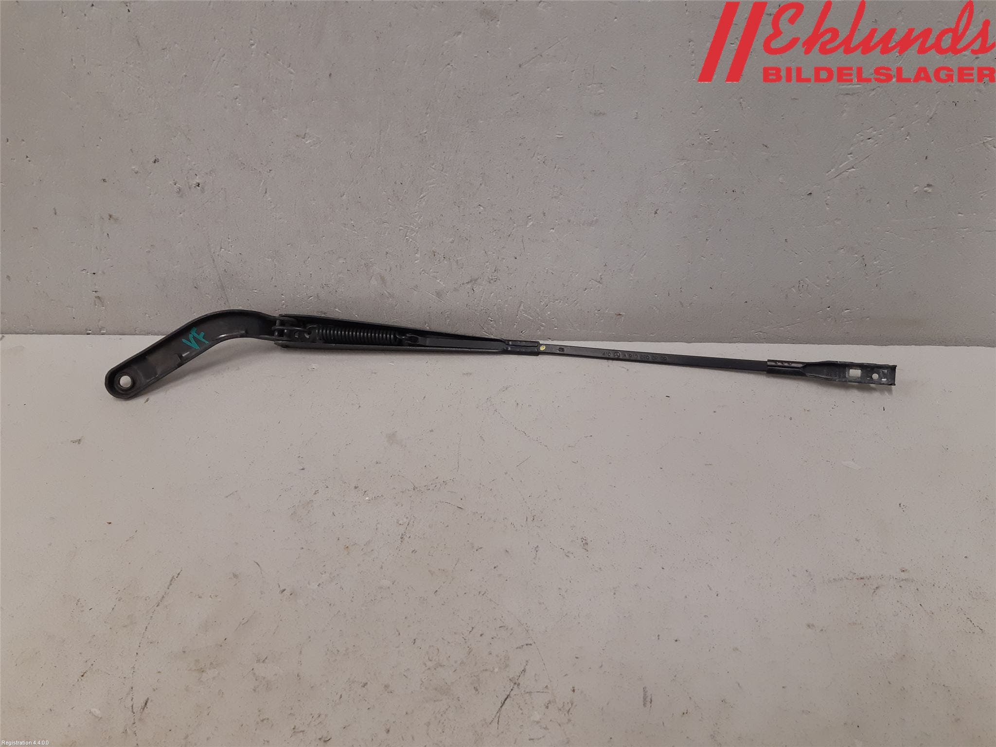 Mercedes-Benz MB SPRINTER (W907/W910) 19- Torkararm Armar Vindruta