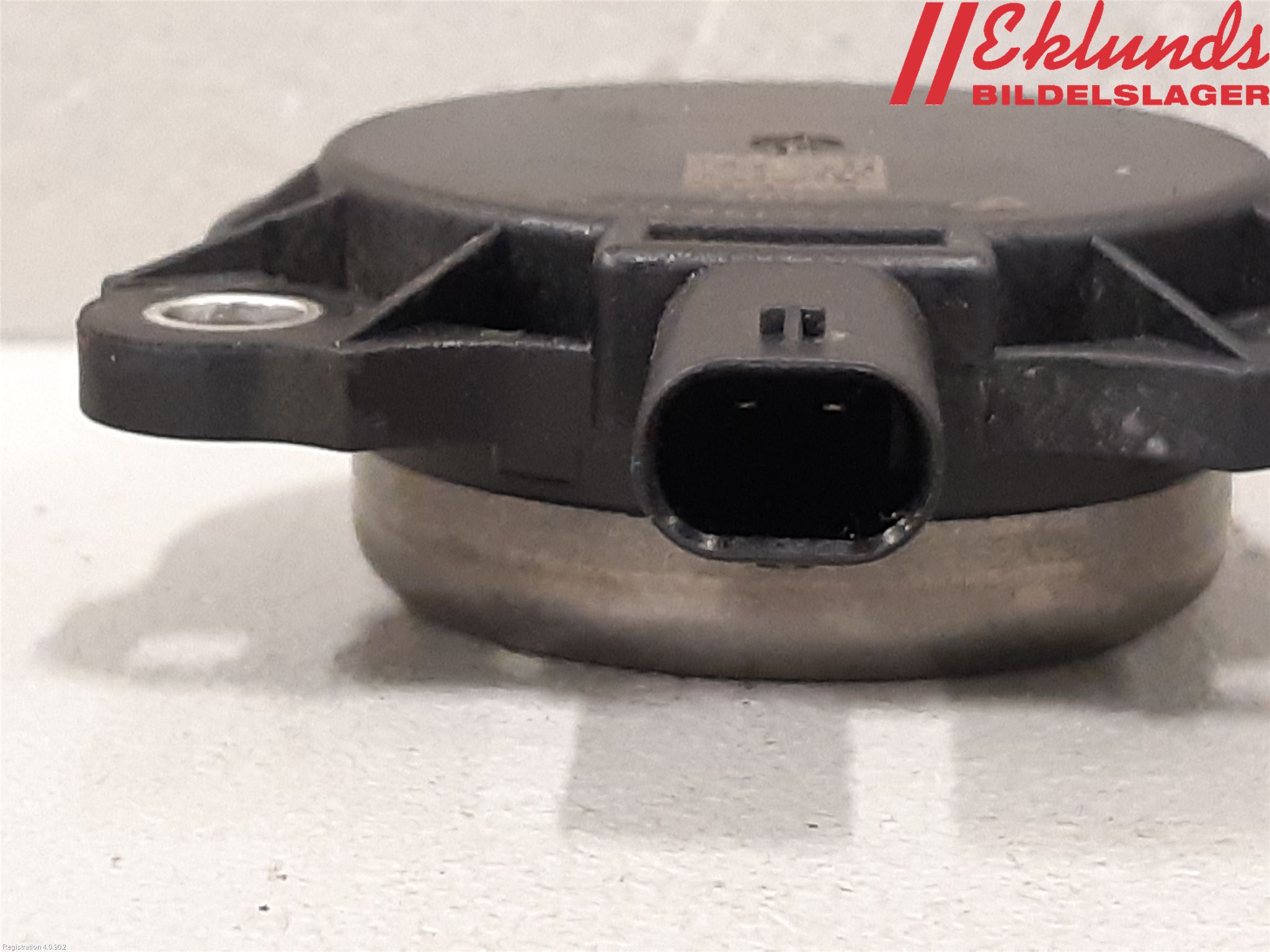 Nissan TOWNSTAR 22- Kamställningsventil