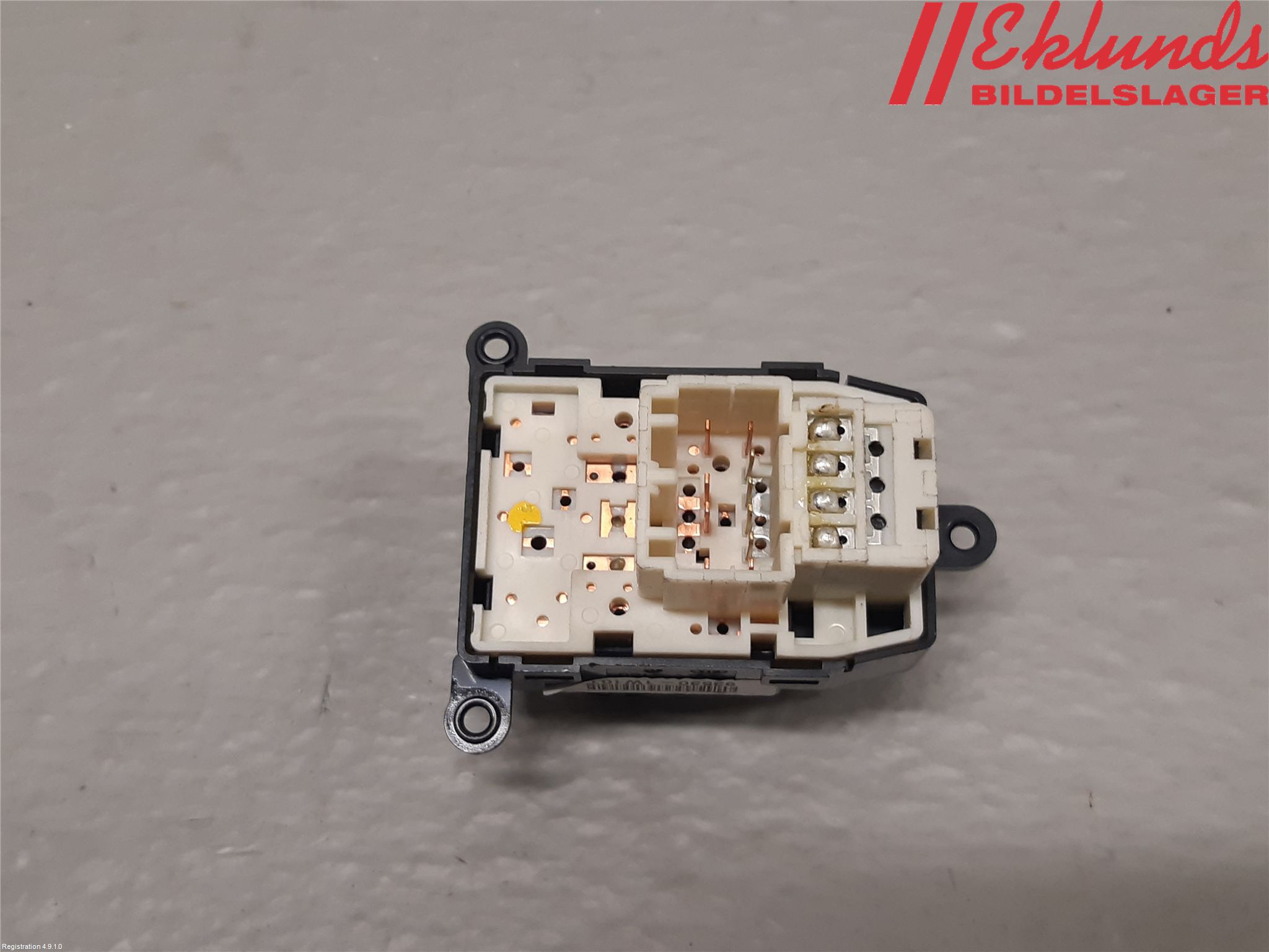Kia RIO 12-16 Strömställare Spegel