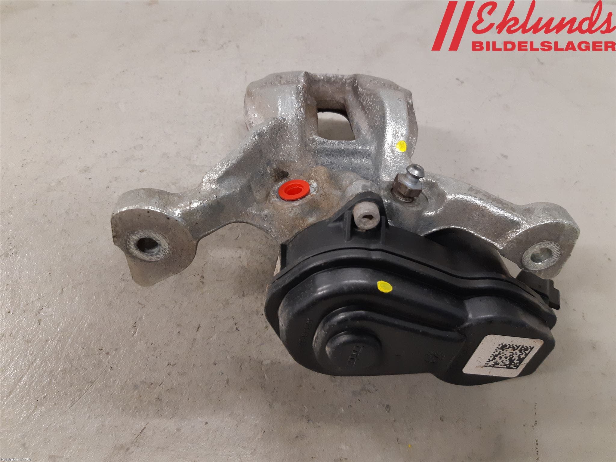 Toyota YARIS XP21 20- Bromsok Bak Höger