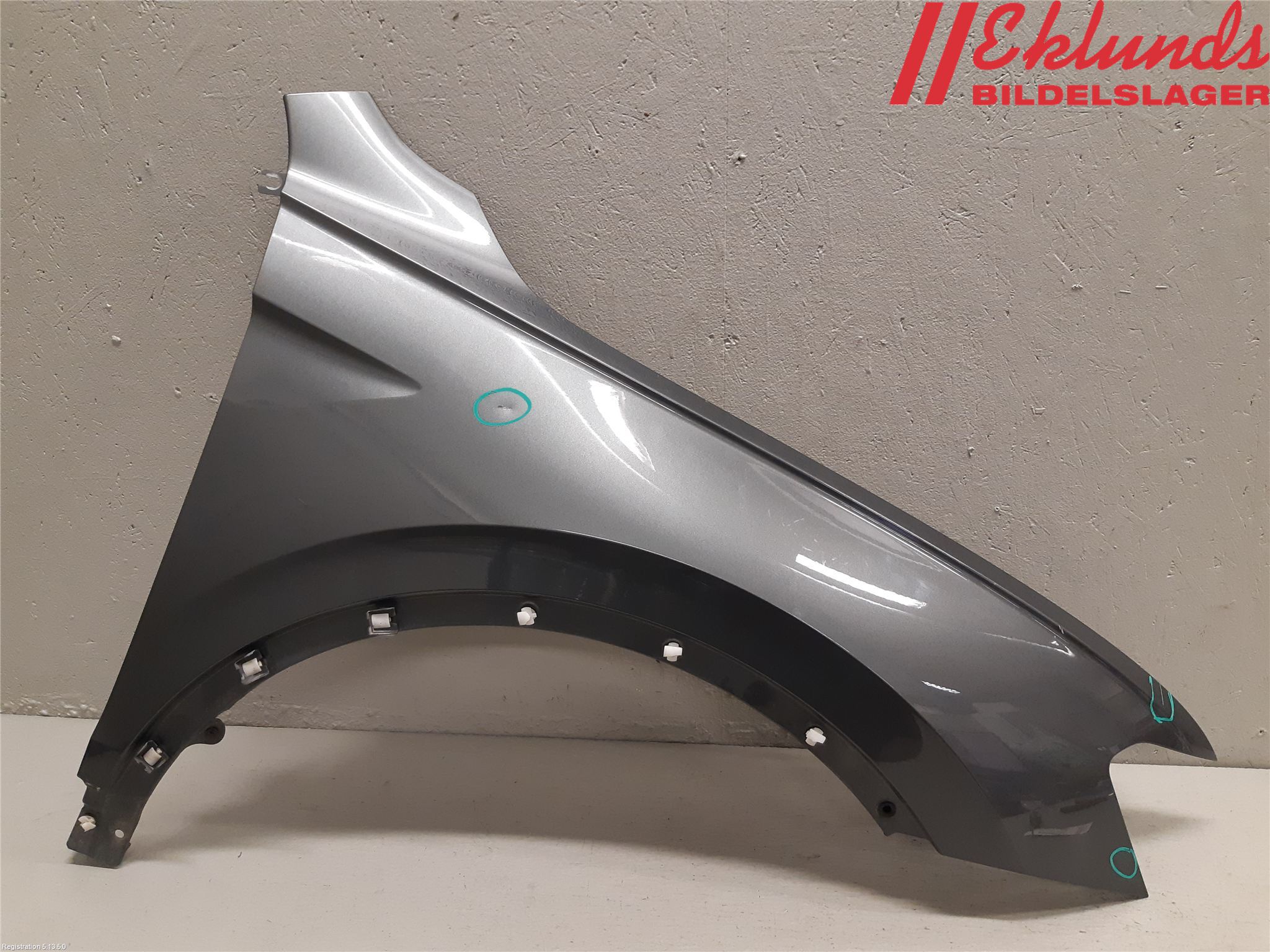 Volkswagen VW TIGUAN 16-24 Skärm Fram Höger