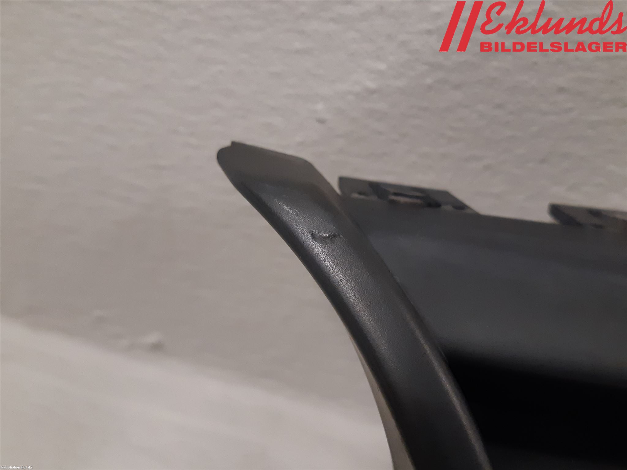 Saab 9-5     06-10 Grilldel Höger