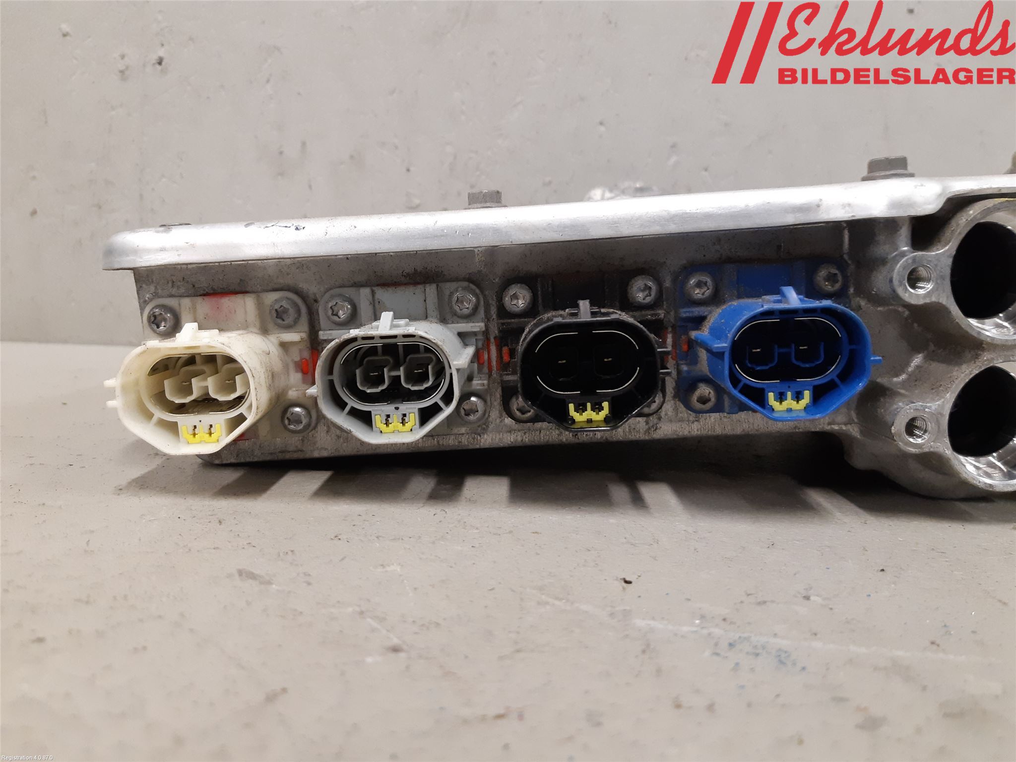 Tesla MODEL S 13- Hybridconverter