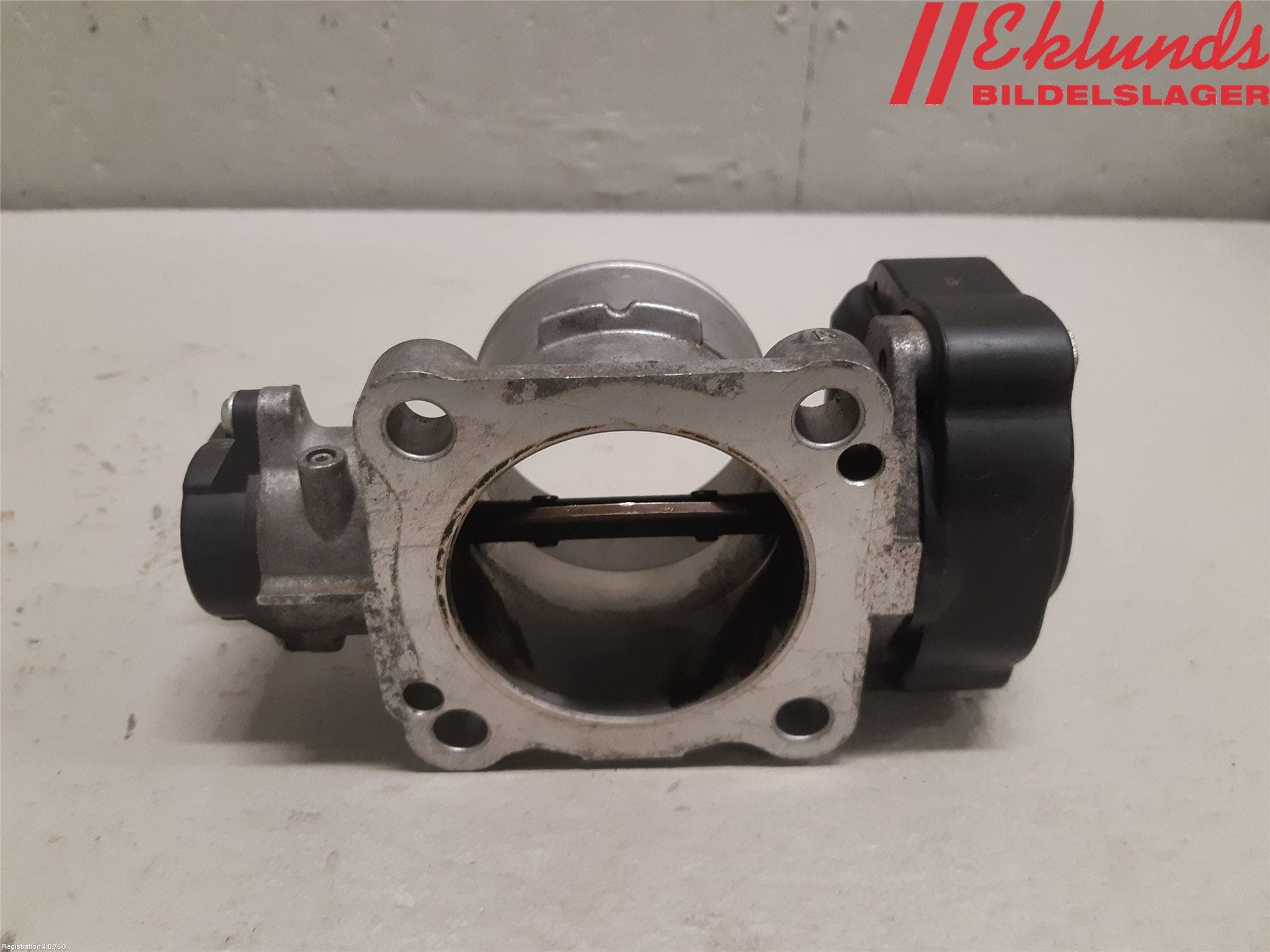 Toyota HILUX 05-16 Injspjällhus