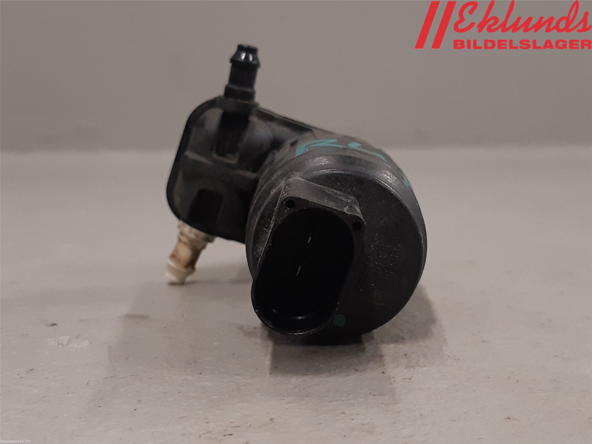 Volkswagen VW TOURAN 10-15 Spolarpump Vindruta