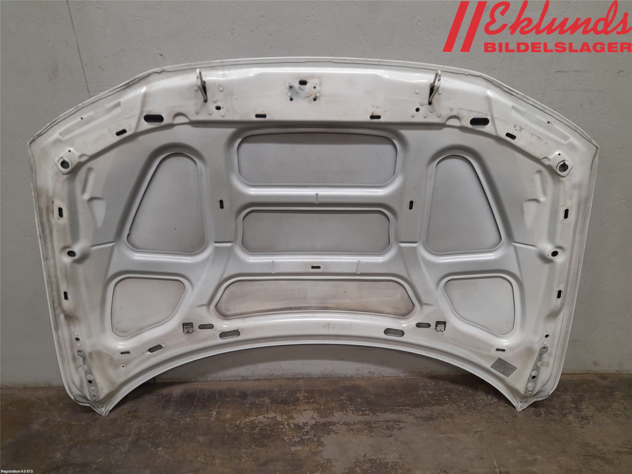 Volvo XC70 05-07 Huv Fram