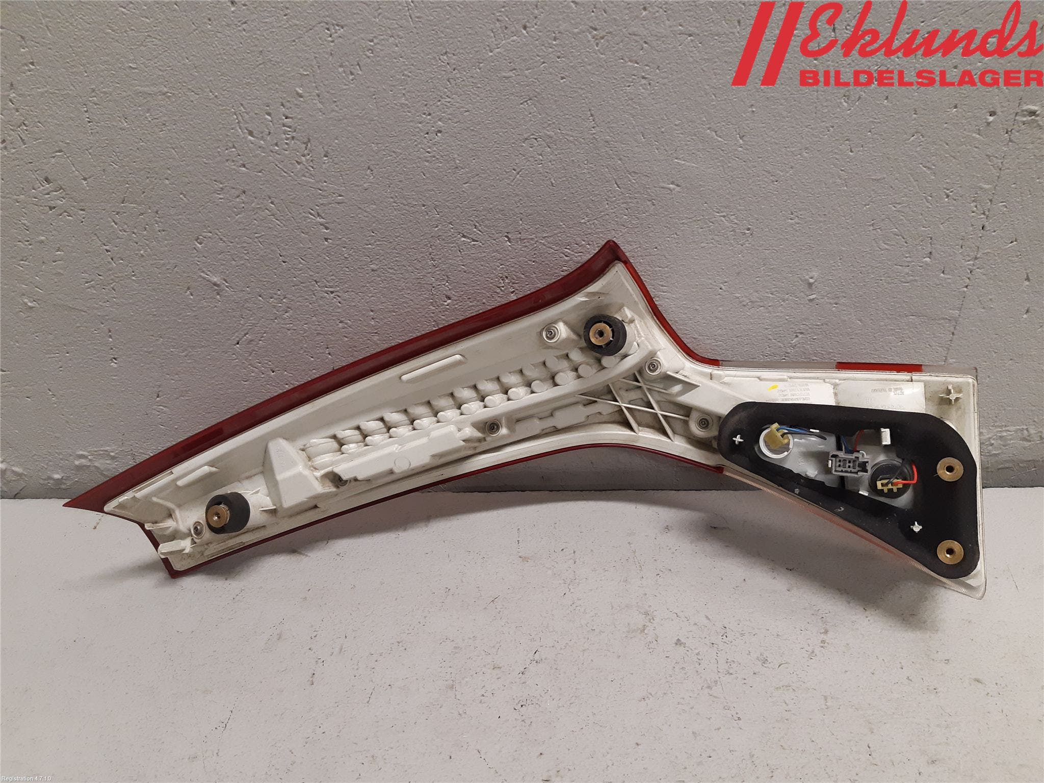 Volvo V70 14-16 Bakljus Lucka Vä