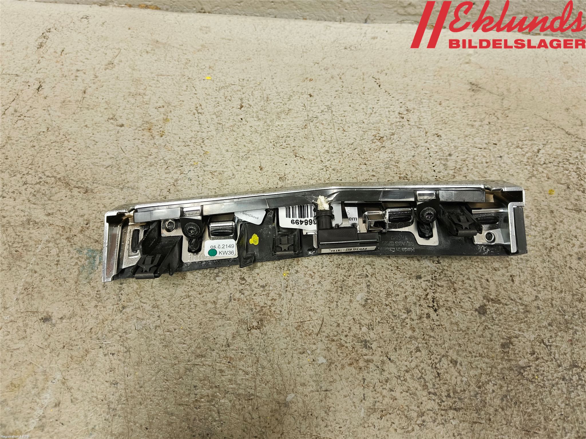 Volvo XC90/RECHARGE 16- Instrumentbräda Inlägg-Dekorlist