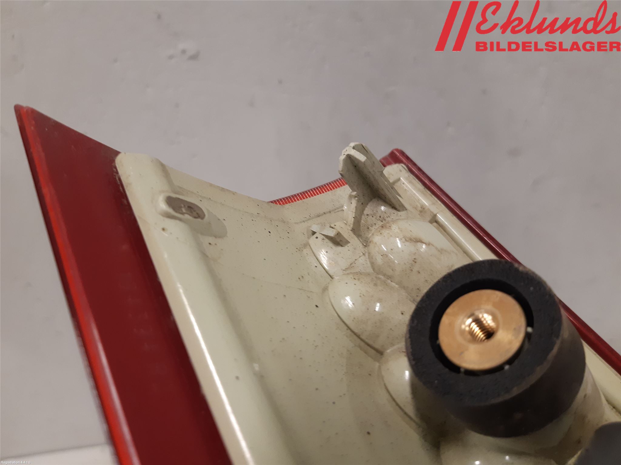 Volvo V70 08-13 Bakljus Lucka Hö