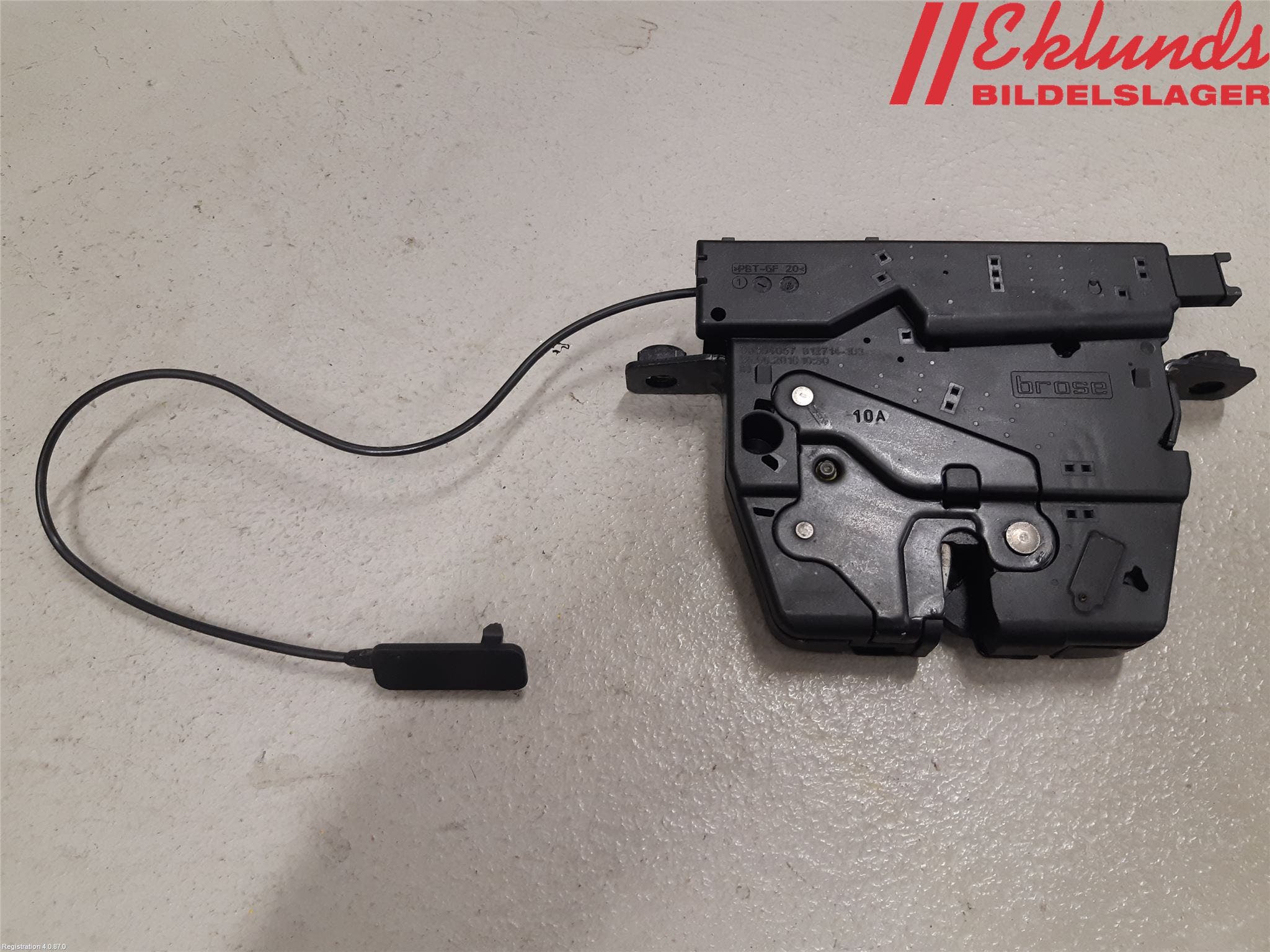 BMW X1 E84 10-15 Låskista Baklucka