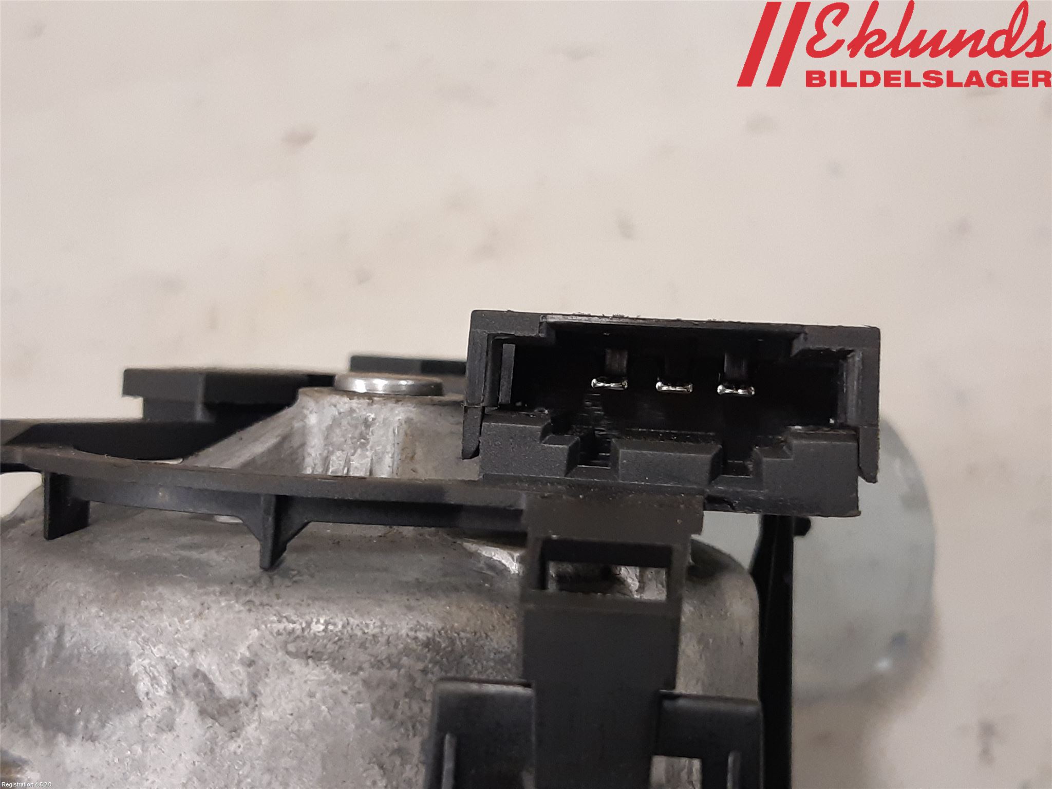 Mercedes-Benz MB E-KLASS (W212) 09-16 Torkarmotor Baklucka