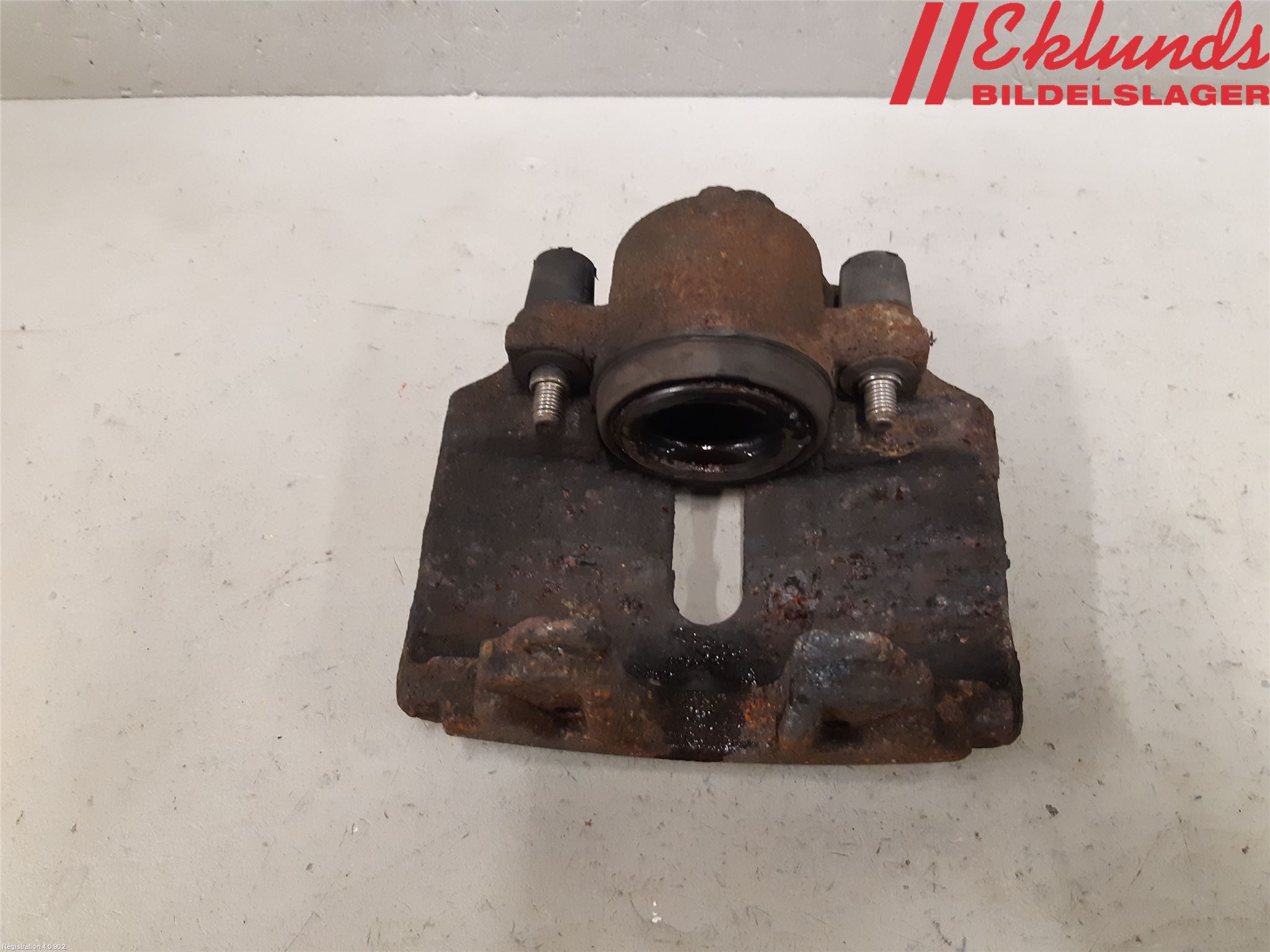 Volkswagen VW TOURAN 10-15 Bromsok Fram Höger