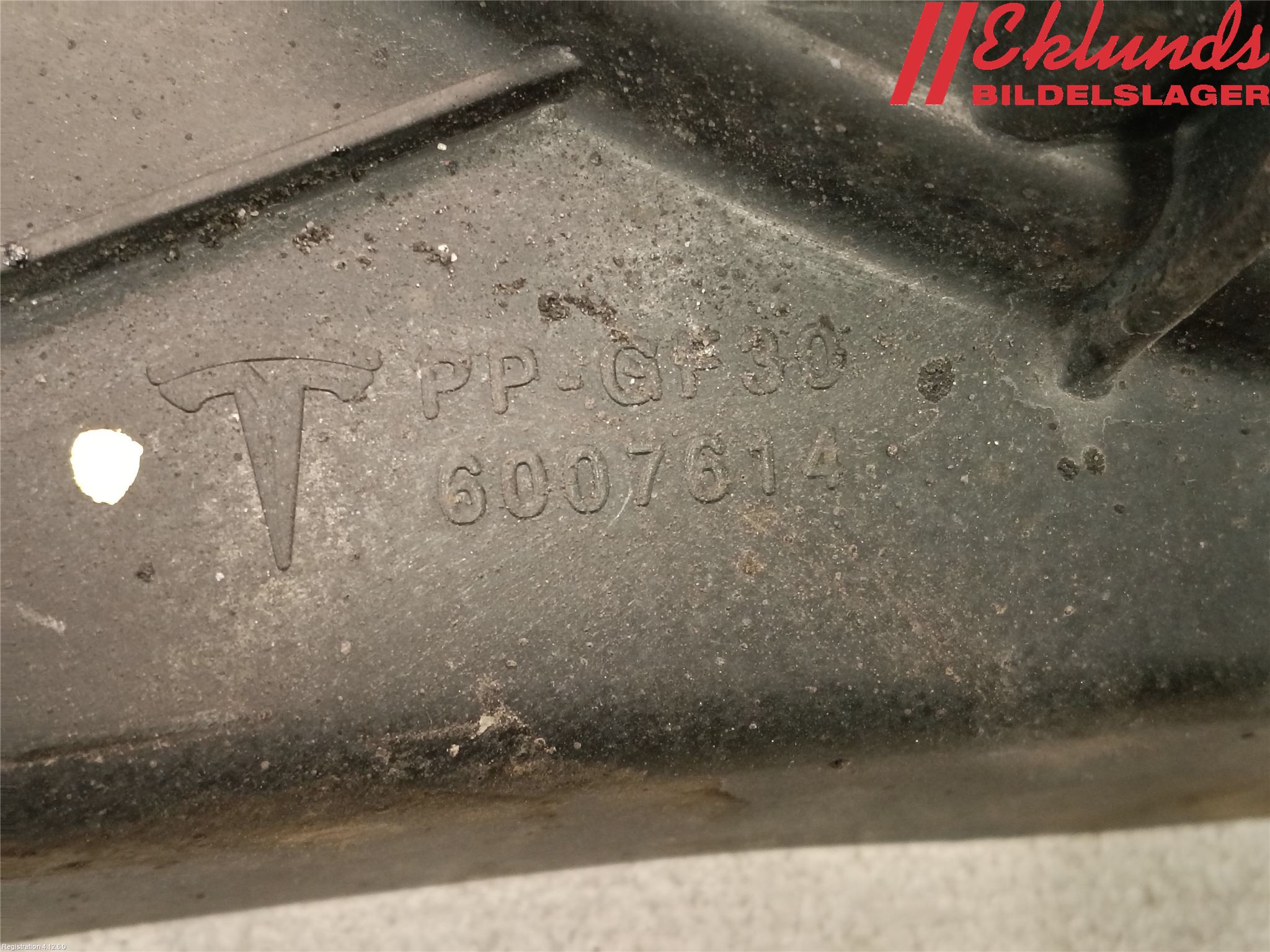 Tesla MODEL S 13- Kylfläkt El