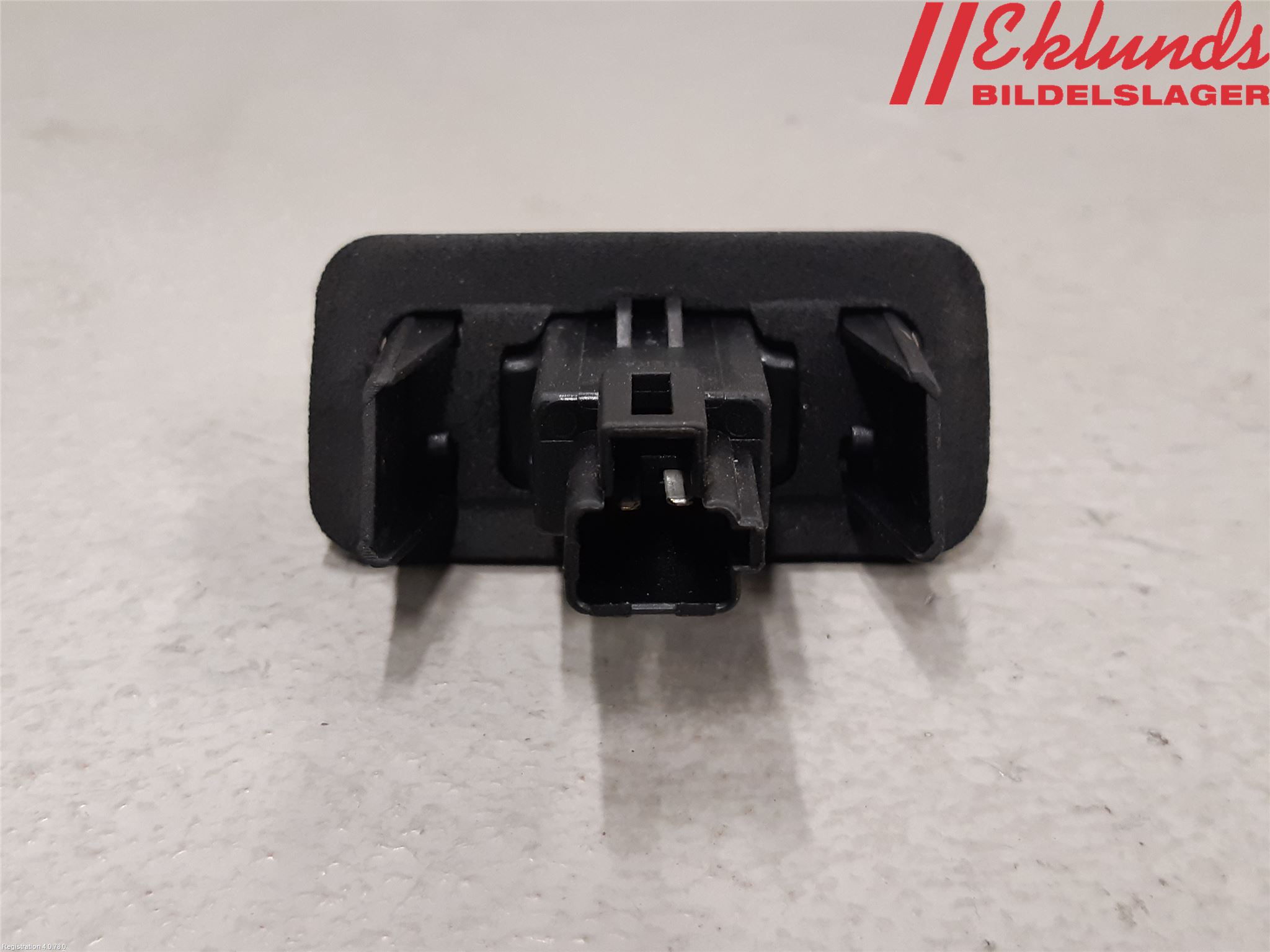 Toyota AURIS 13-19 Skylt Belysning