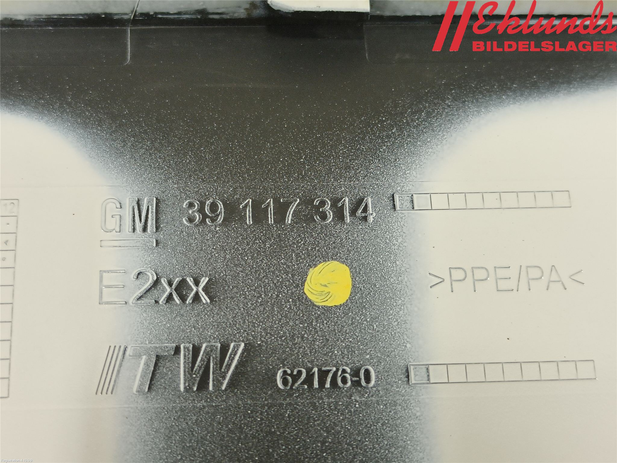 Opel INSIGNIA 17- Tanklucka