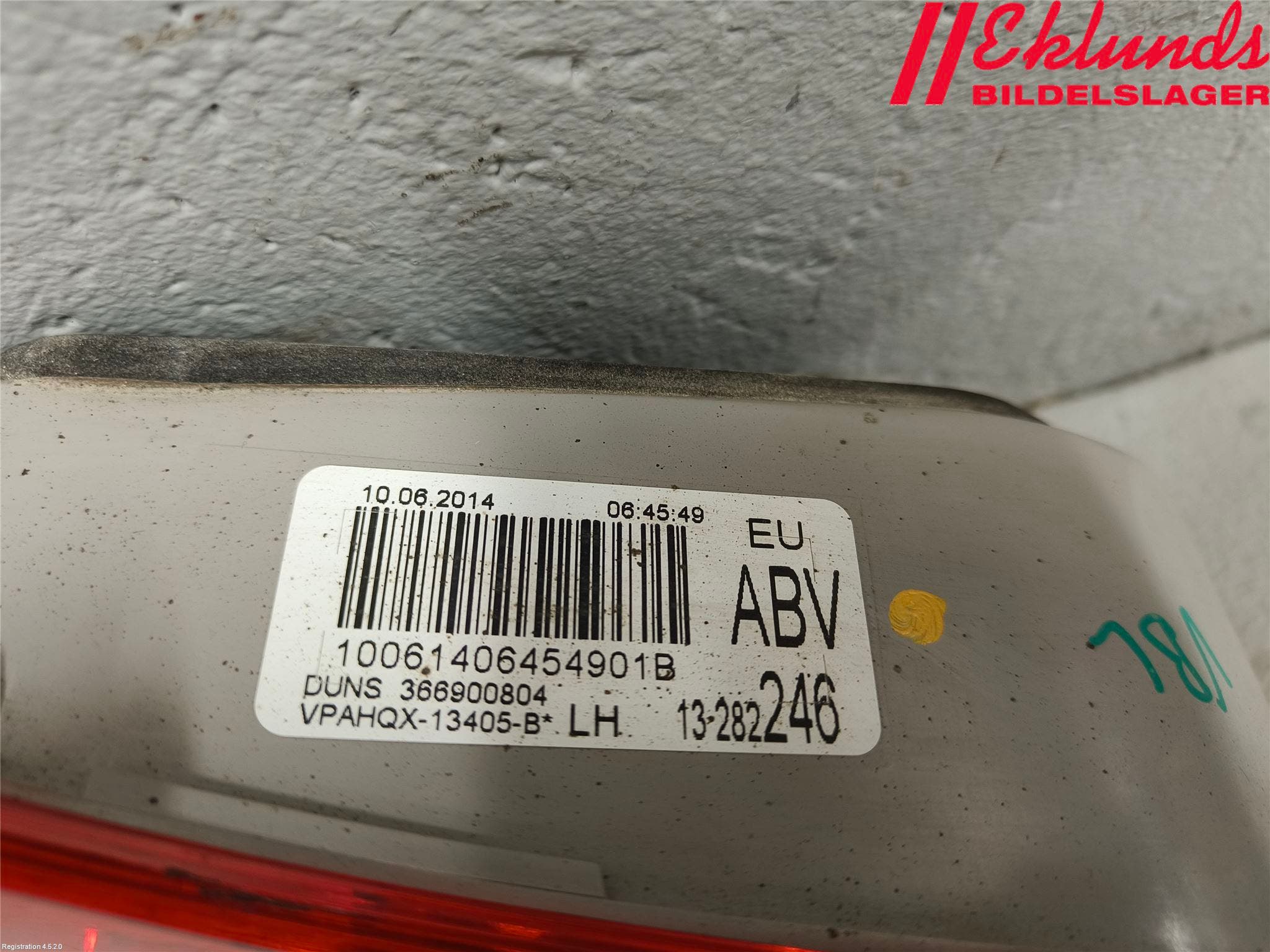 Opel ASTRA J 10-15 Bakljus Lucka Vä