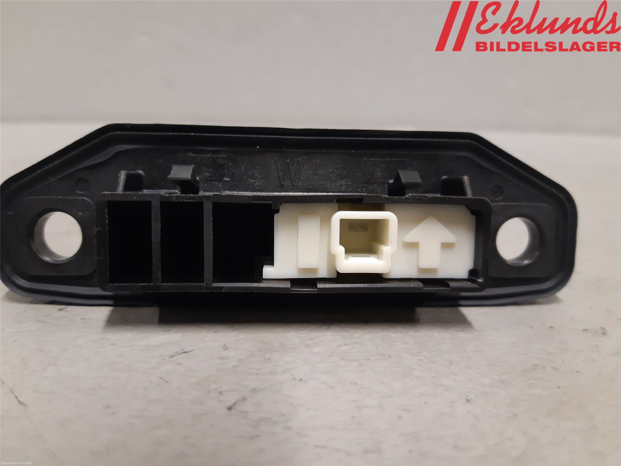 Toyota YARIS XP130 15-20 Bakluckehandtag